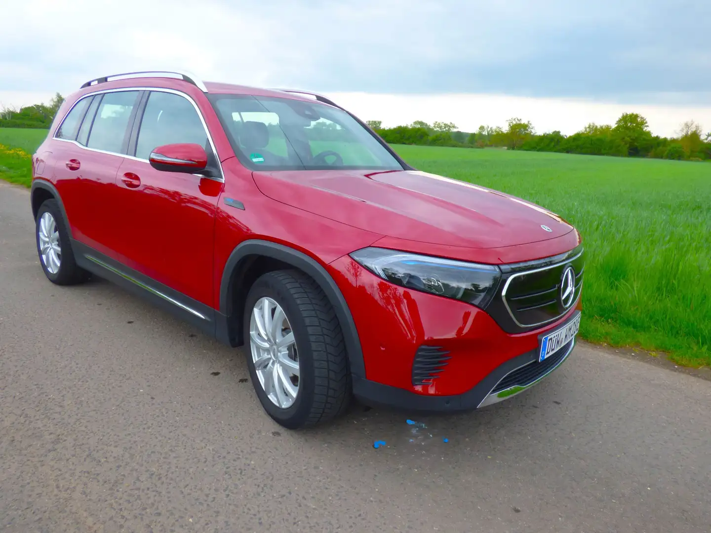 Mercedes-Benz EQB 250 EQB 250+ Electric Art Rot - 2