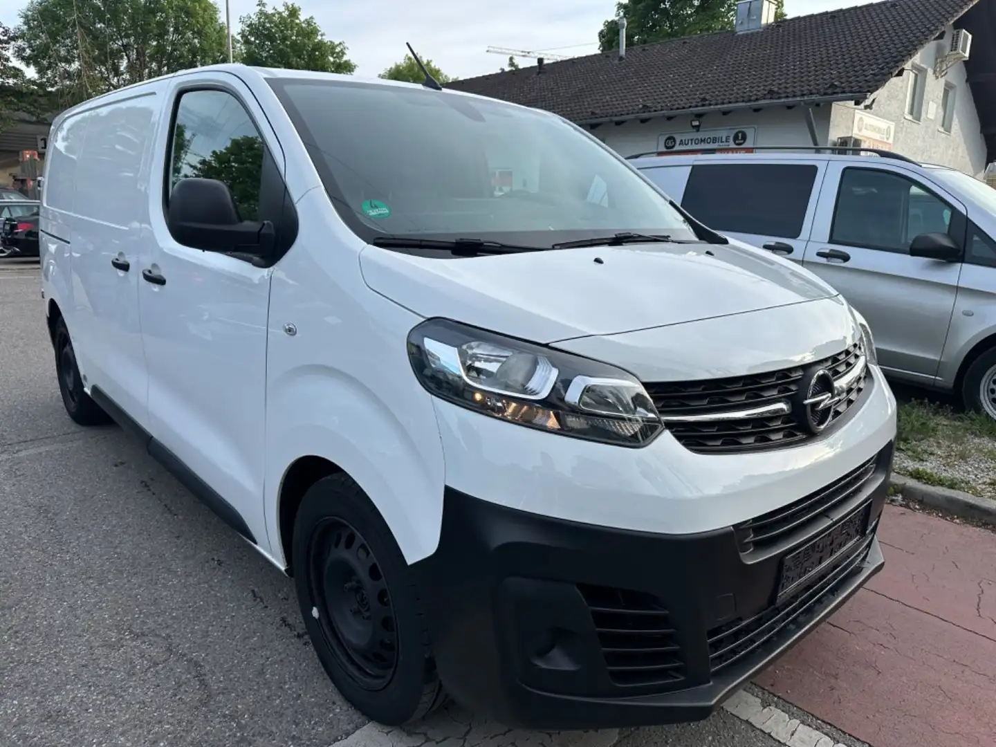 Opel Vivaro Kasten Edition M*KLIMA*DAB* Blanc - 2