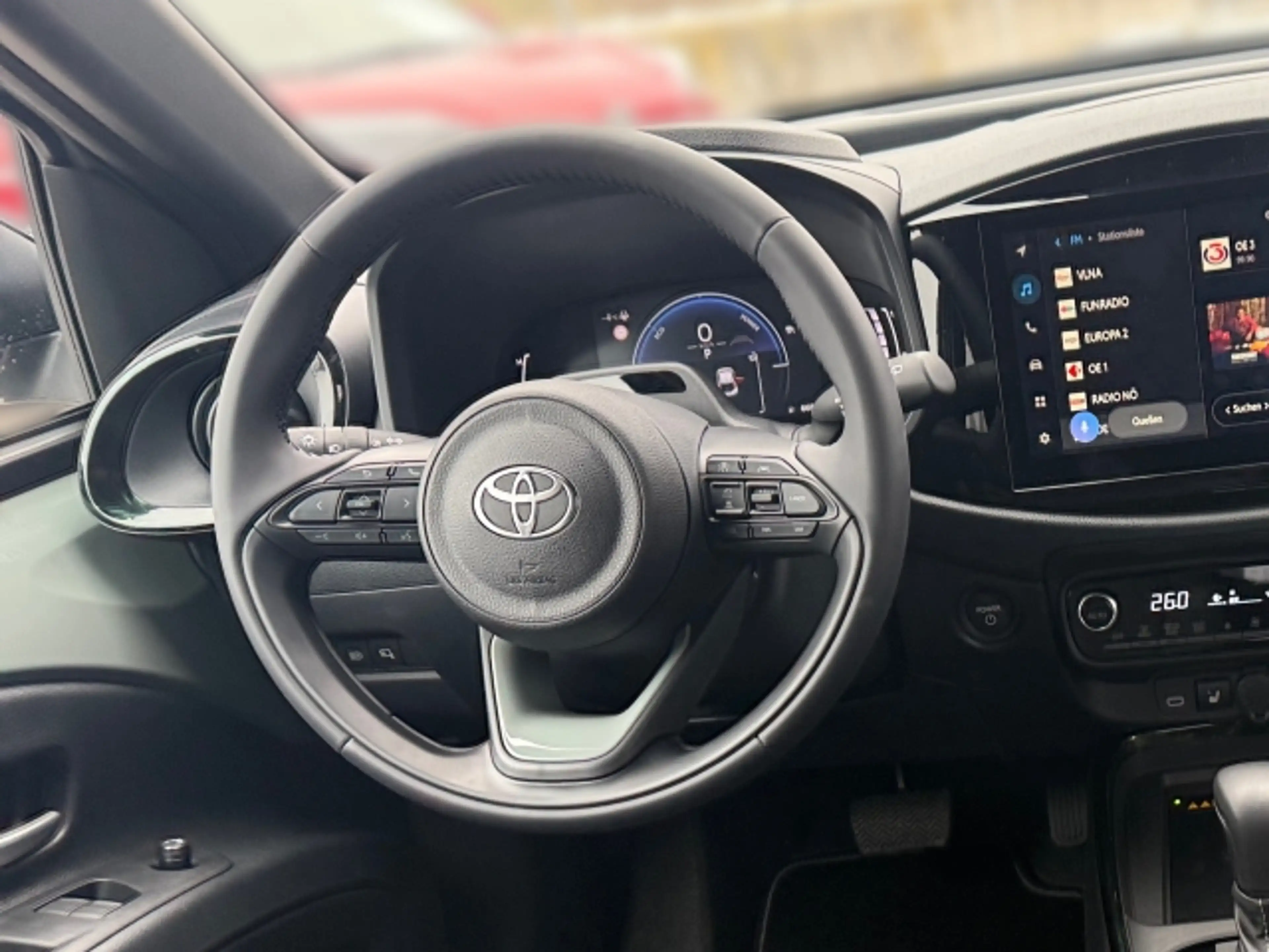 Toyota Aygo X Aygo X 1,5 HSD Loung — photo 12