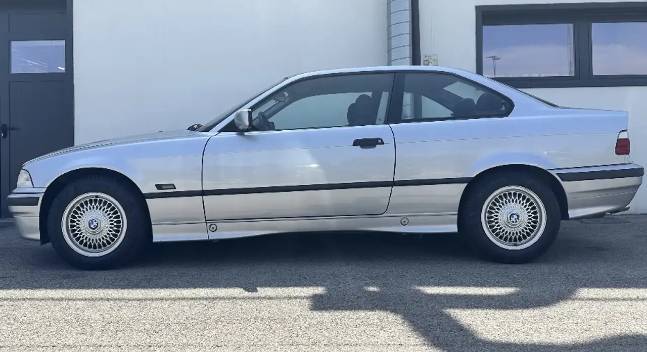 BMW 318is Coupe E36, foto 8