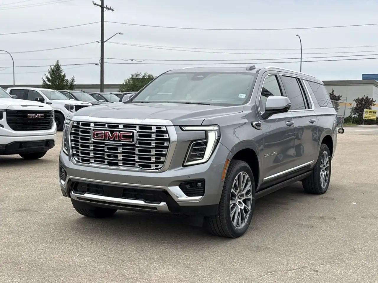 GMC Yukon снимка GMC Yukon