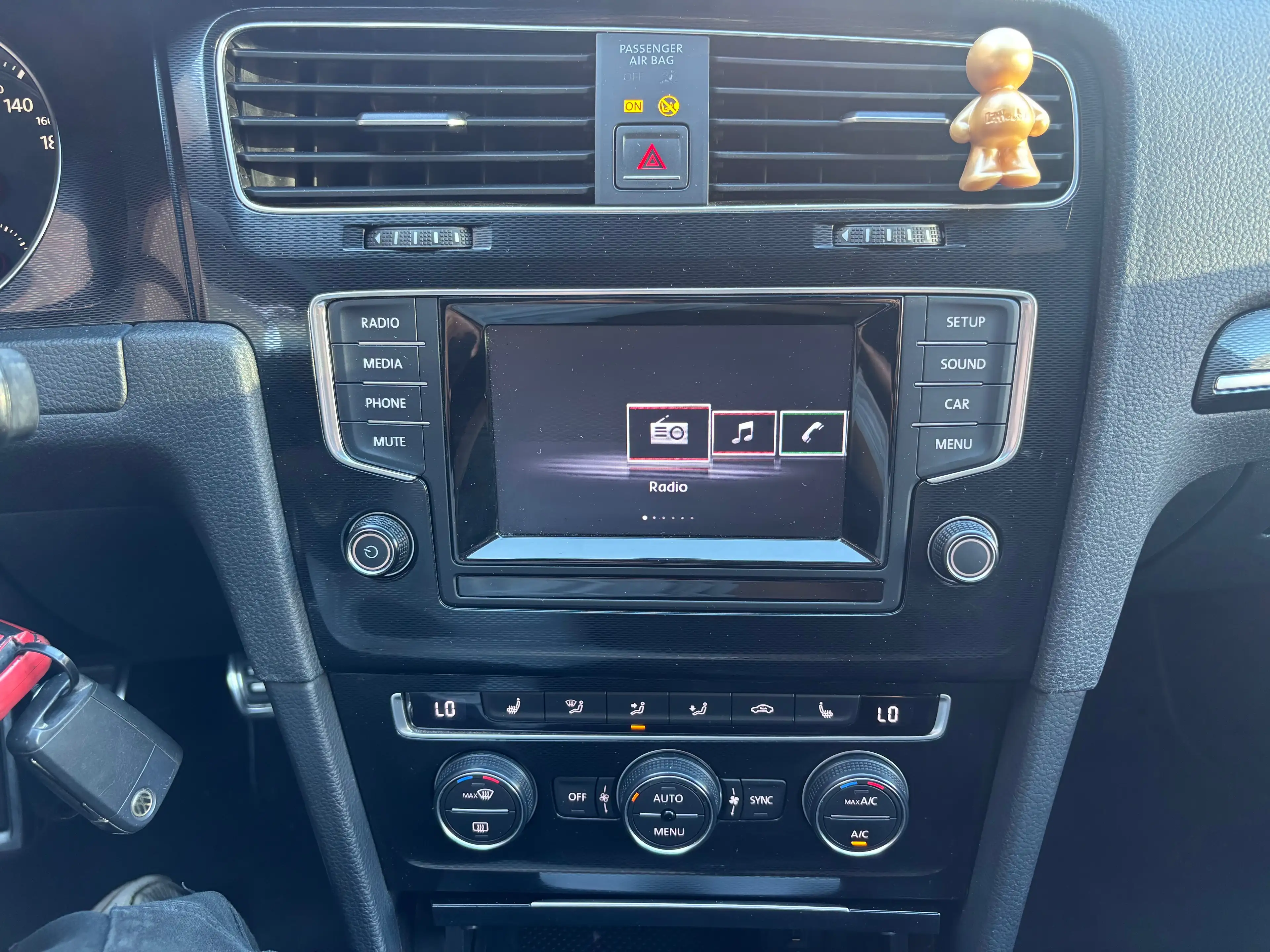 Volkswagen Golf GTI Golf 2.0 TSI — photo 14