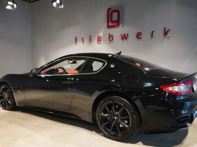 Maserati GranTurismo Sport V8 4.7*letztes Facelift*BRD Fzg*Schwart/Rot