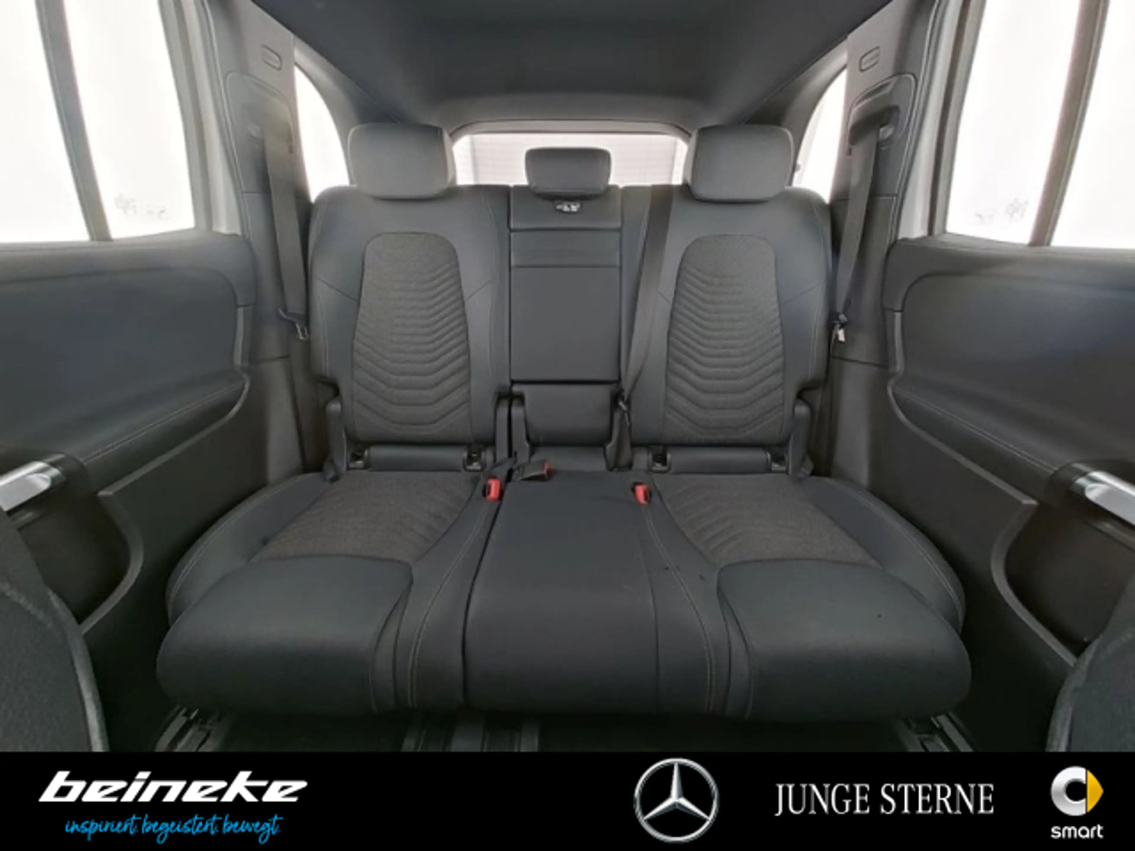 Mercedes-Benz EQB 300 EQB 300 4M Progressive Advanced Carplay Winterp. — photo 9