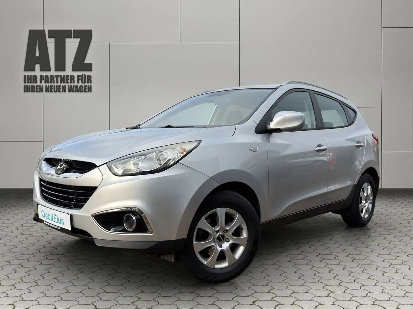 Hyundai TUCSON ix35 2.0 Comfort 2WD Silber - 1