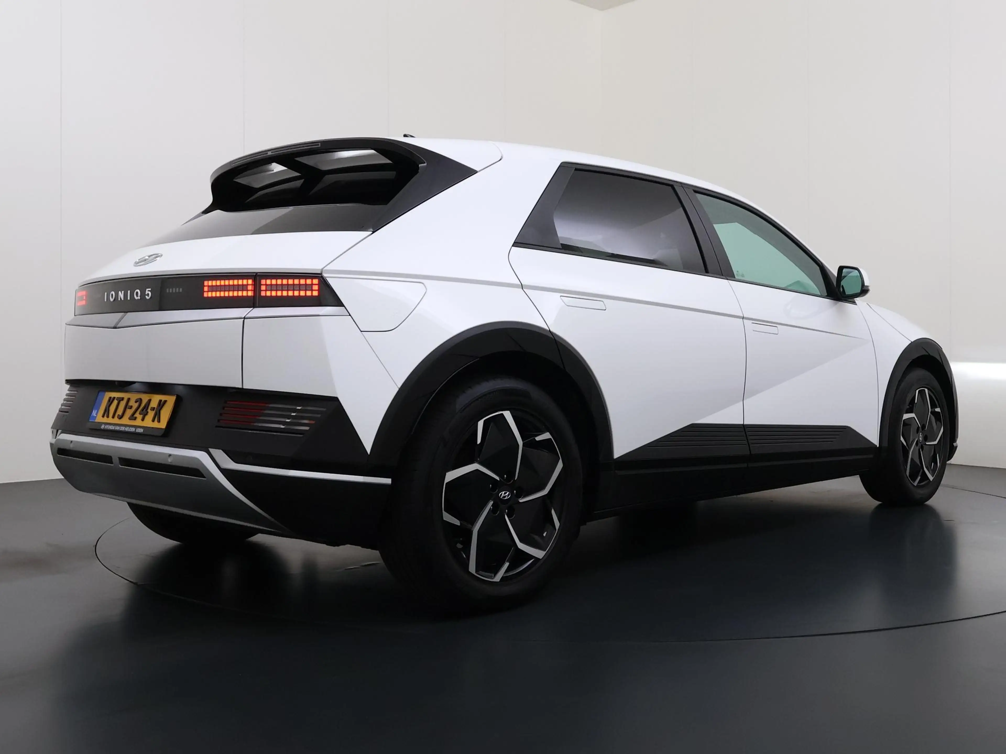 Hyundai IONIQ 5 Connect+ 77.4 kWh Leder Interieur | Navigatie — photo 5
