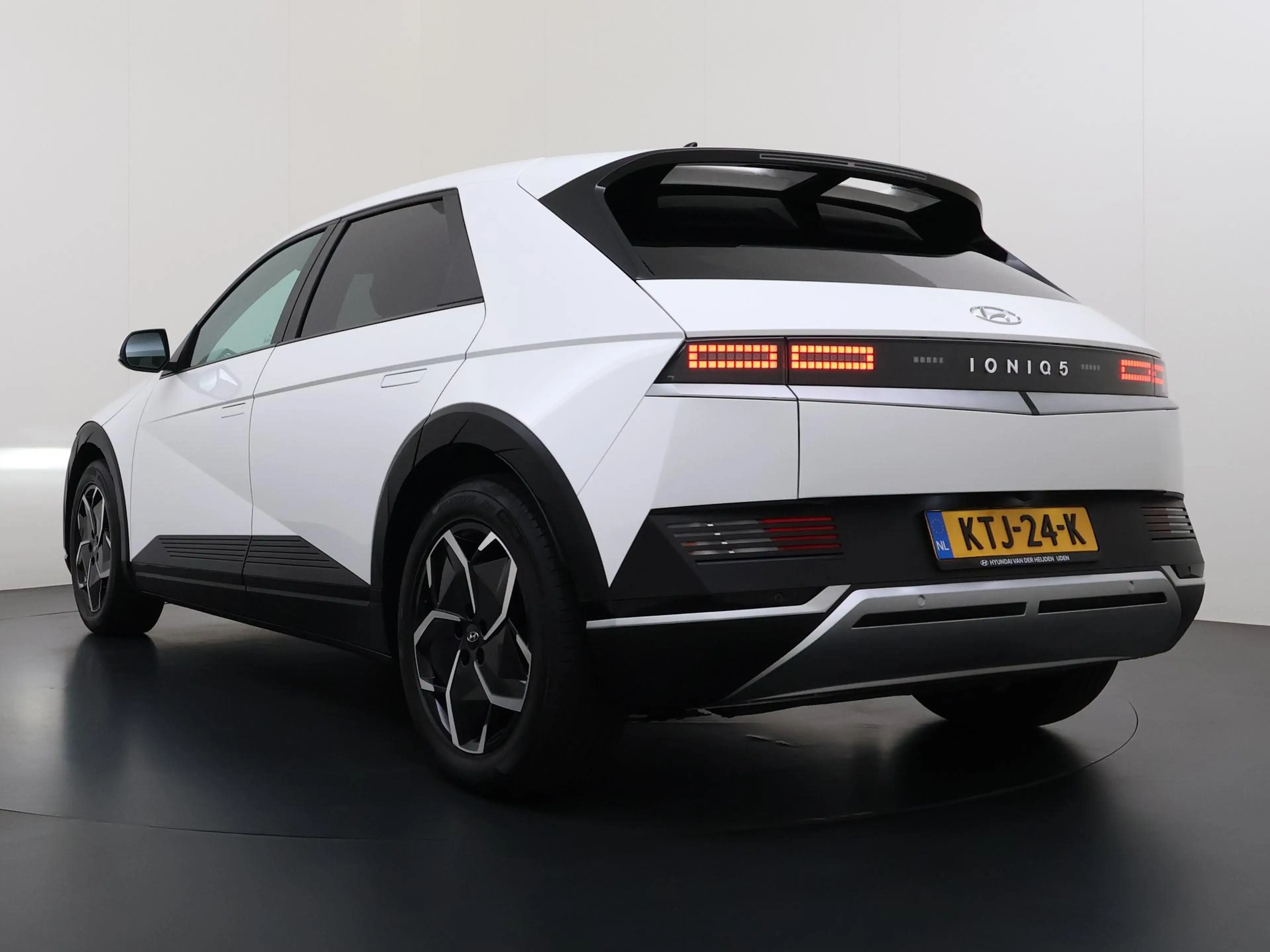 Hyundai IONIQ 5 Connect+ 77.4 kWh Leder Interieur | Navigatie — photo 3