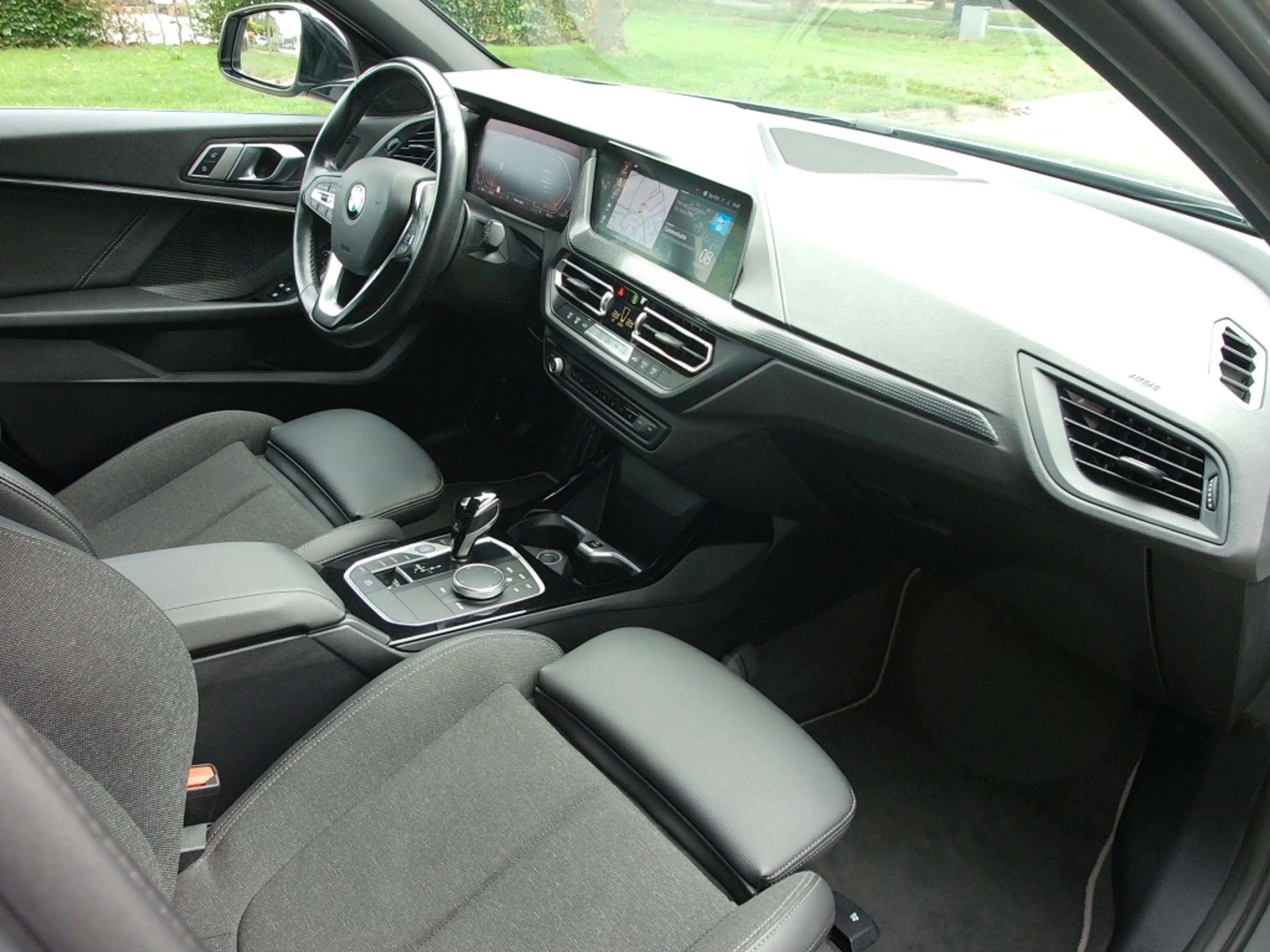 BMW 118 1-Serie (F40) 118i 136pk Aut Business Edition Plus — photo 32
