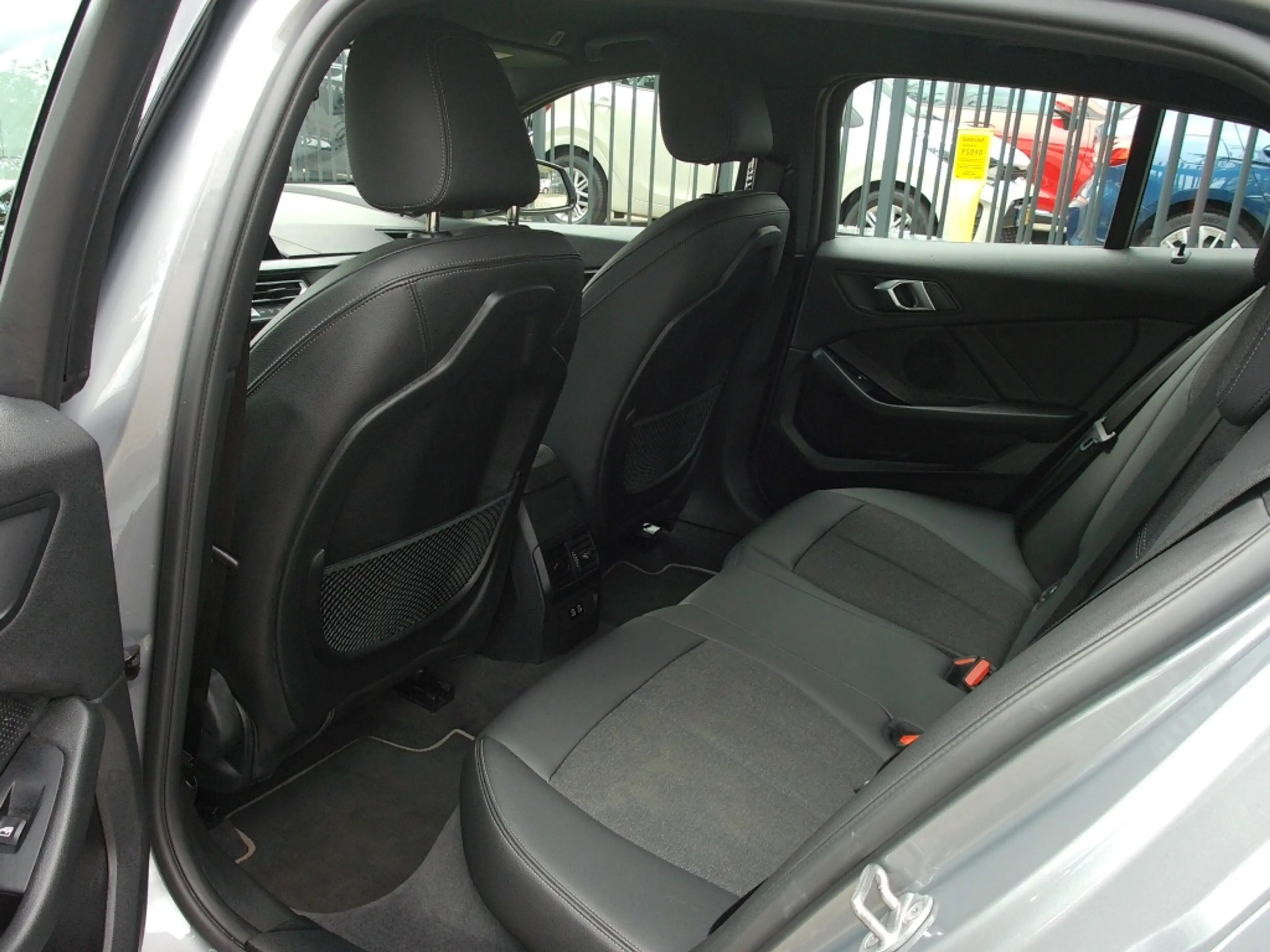 BMW 118 1-Serie (F40) 118i 136pk Aut Business Edition Plus — photo 30