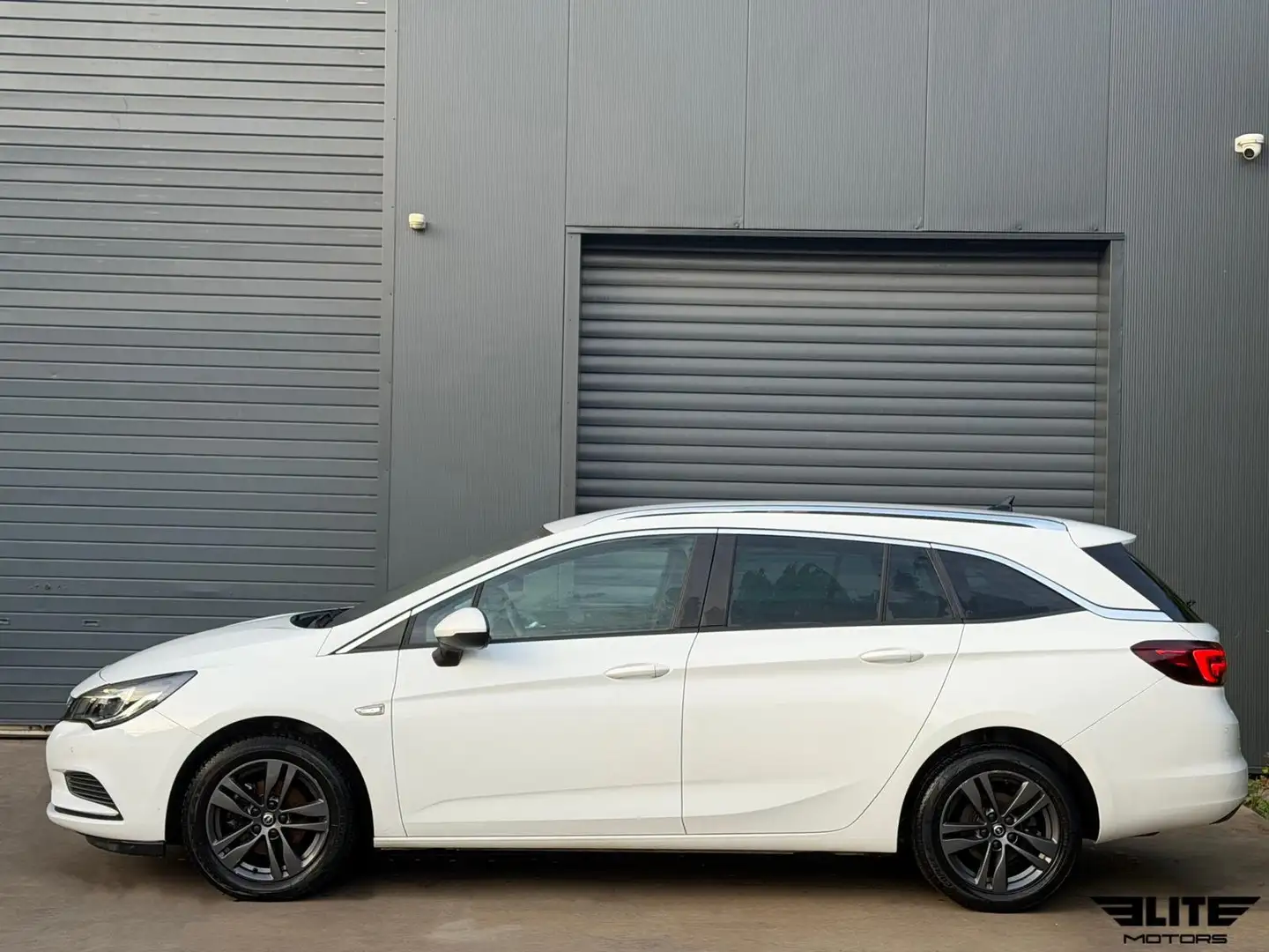 Opel Astra Sports Tourer LED / Carplay / PDC/ 12 M garantie Blanc - 2