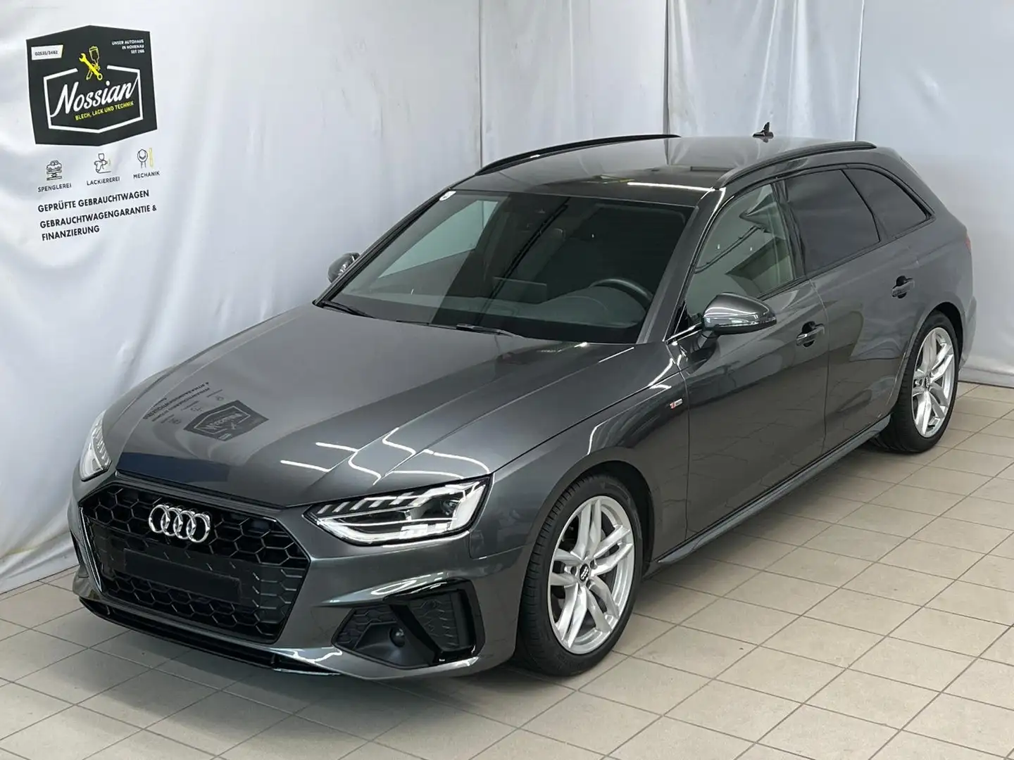 Audi A4 40 TDI S line Grau - 1