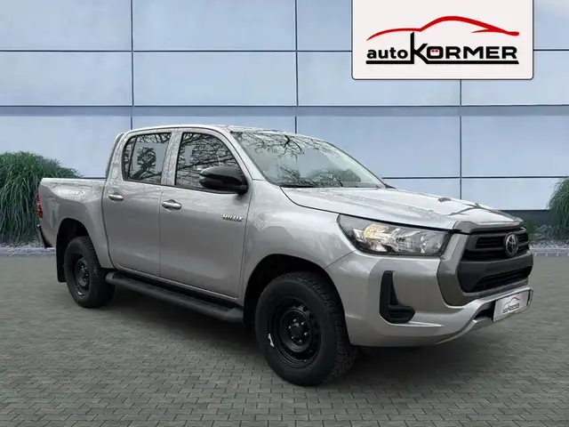Toyota Hilux 2.8 Double Cab Schalter,CarPlay,ACC,Kamera,Klima