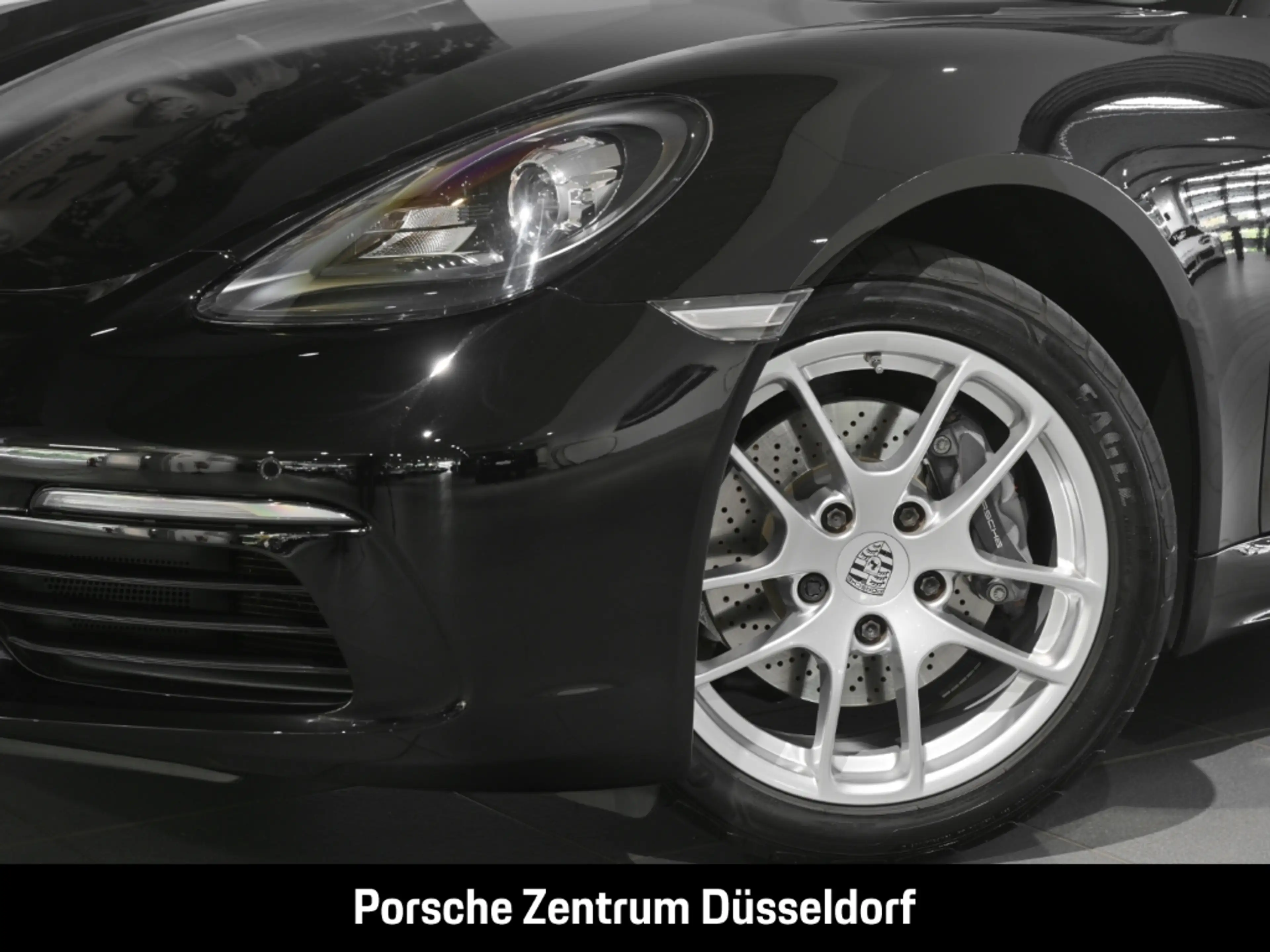 Porsche Boxster 718 — photo 7