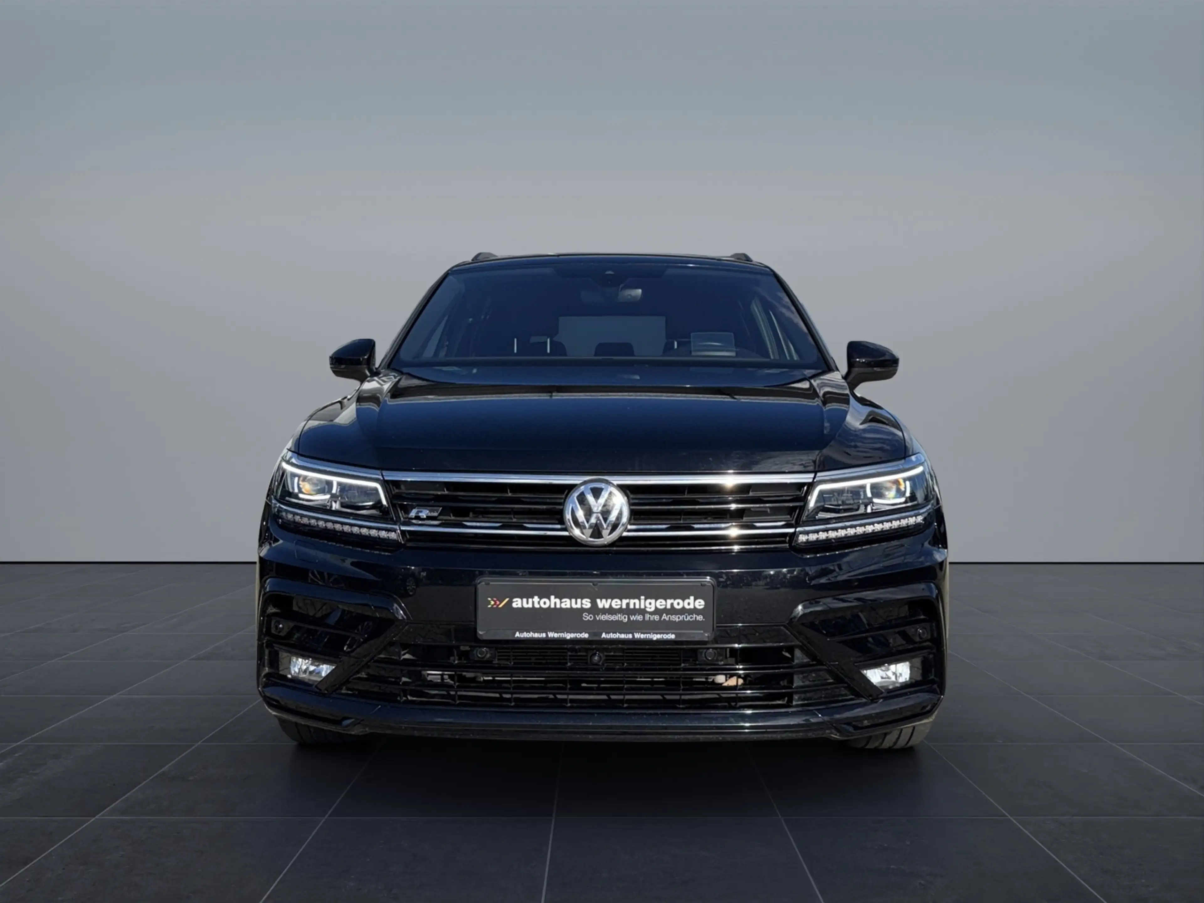 Volkswagen Tiguan Allspace HL R-Line 2.0TSI 4M *AHK*DCC*LED* — photo 3