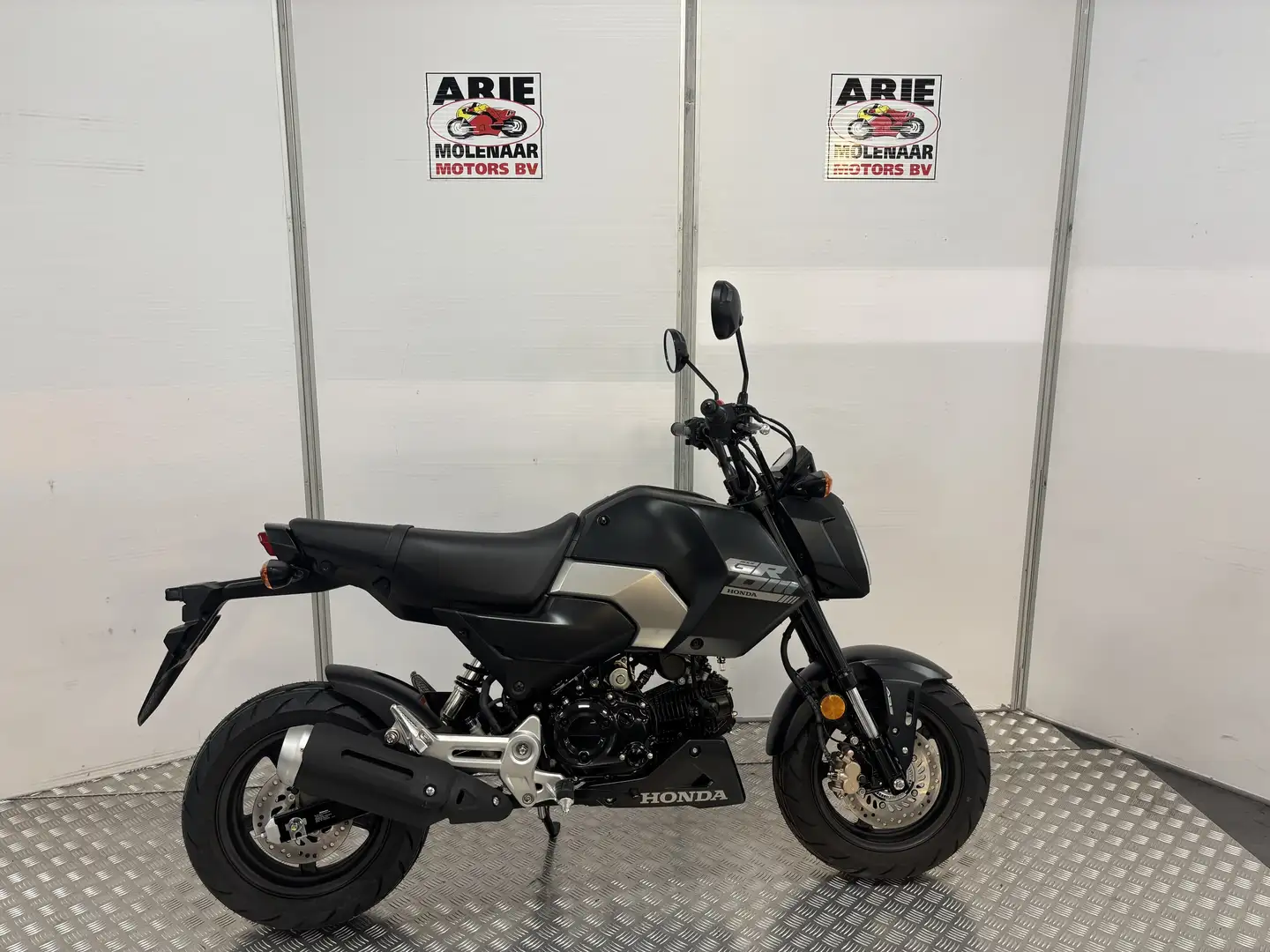 Honda MSX 125 ABS Schwarz - 1