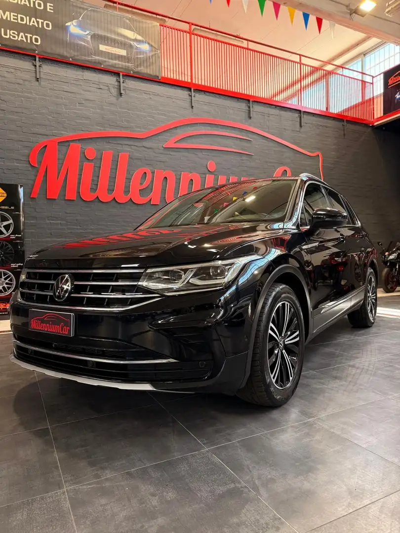 Volkswagen Tiguan Tiguan 2.0 TDI 150 CV SCR DSG Elegance chilometri Noir - 1
