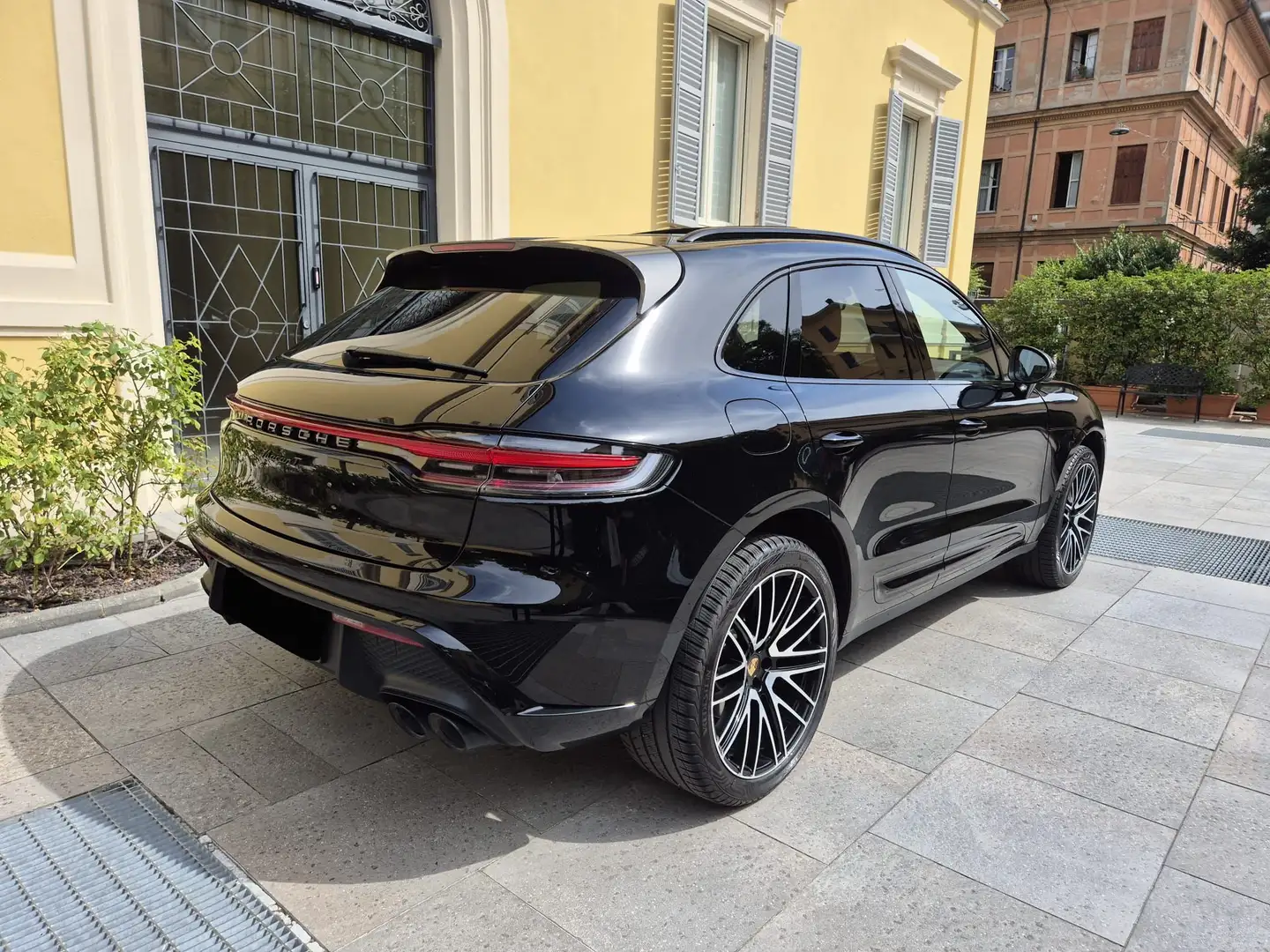 Porsche Macan Macan T 2.0 265cv pdk SportChrono Panorama 21” Schwarz - 2
