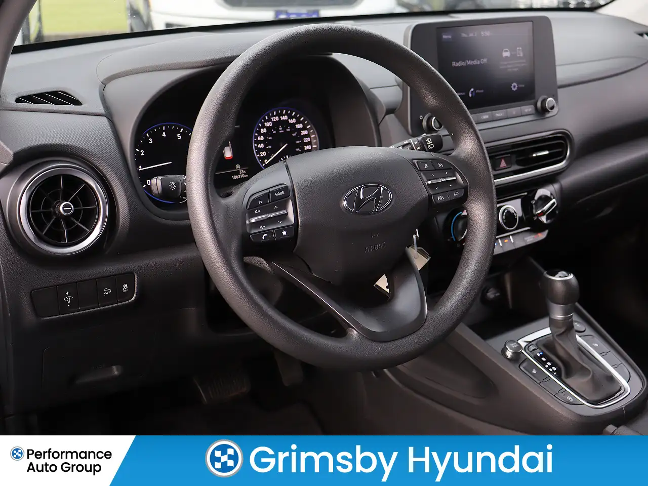 Hyundai KONA снимка Hyundai KONA