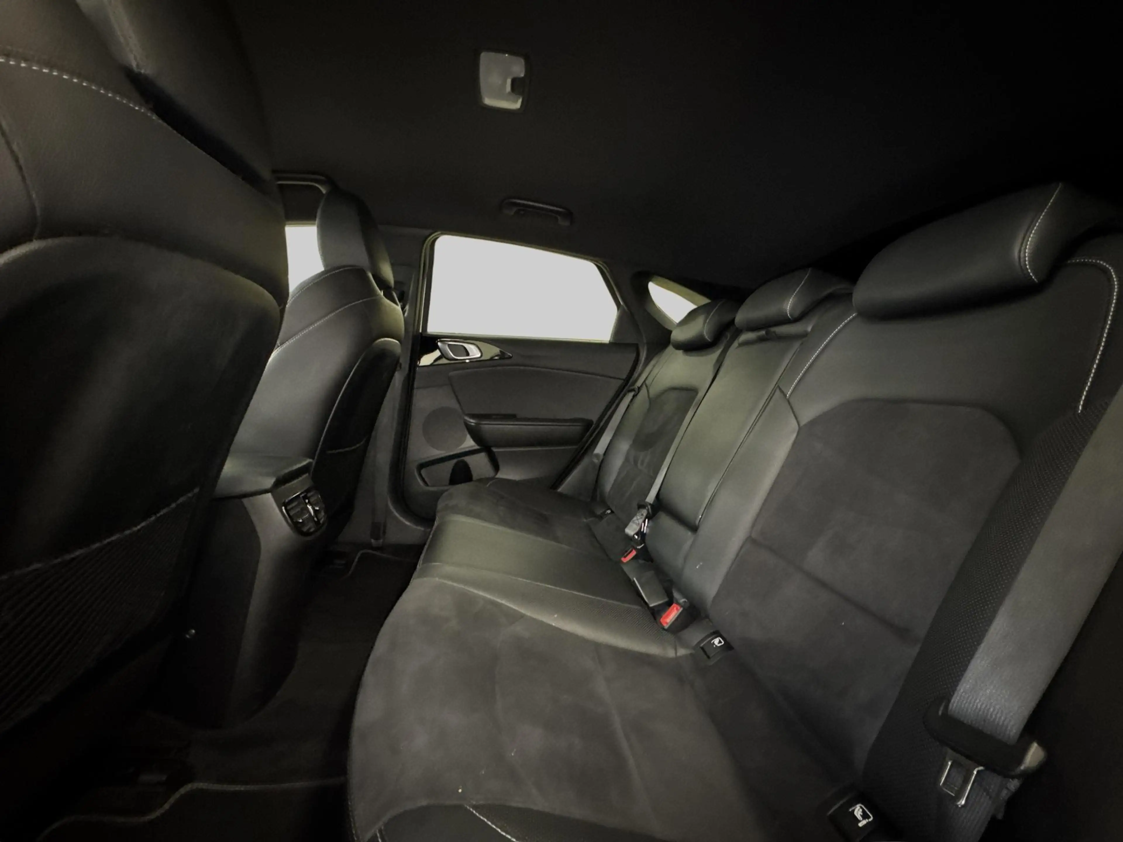 Kia ProCeed / pro_cee'd 1.0 T-GDI GT-Line | Achteruitrijcamera | Apple Car — photo 6