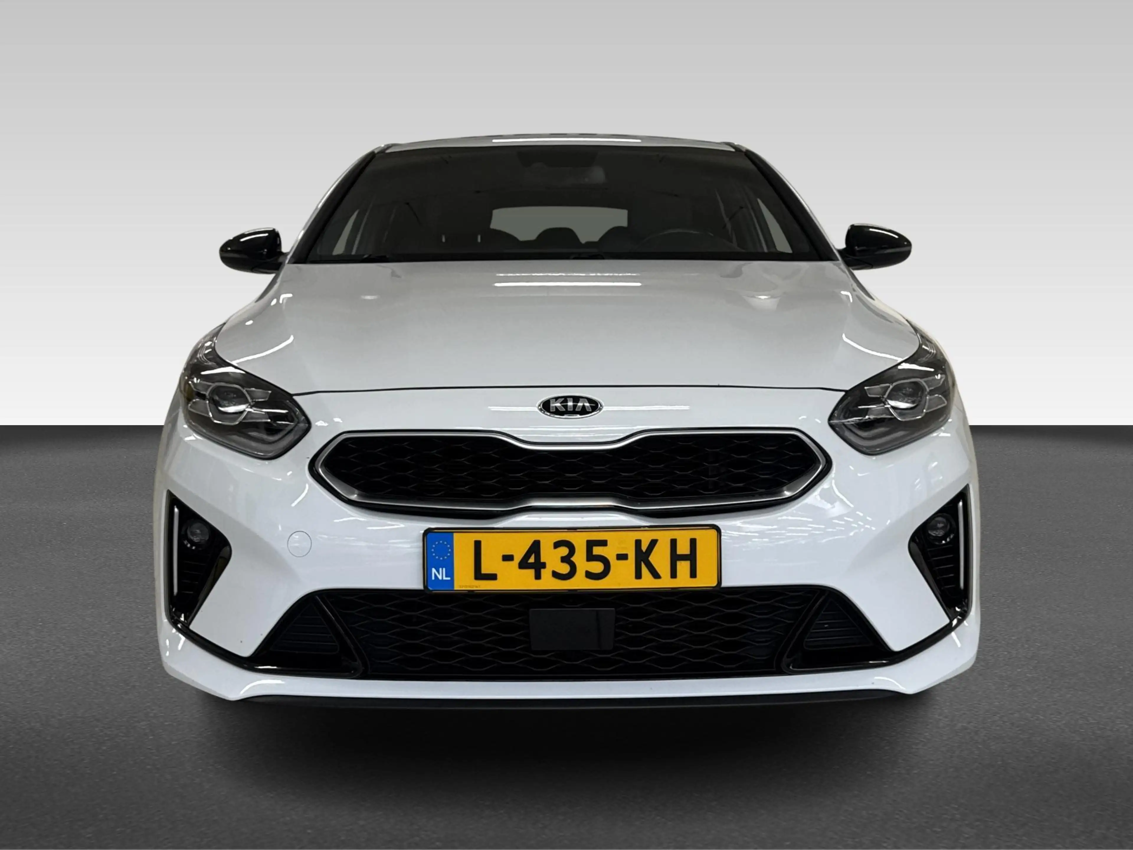 Kia ProCeed / pro_cee'd 1.0 T-GDI GT-Line | Achteruitrijcamera | Apple Car — photo 7
