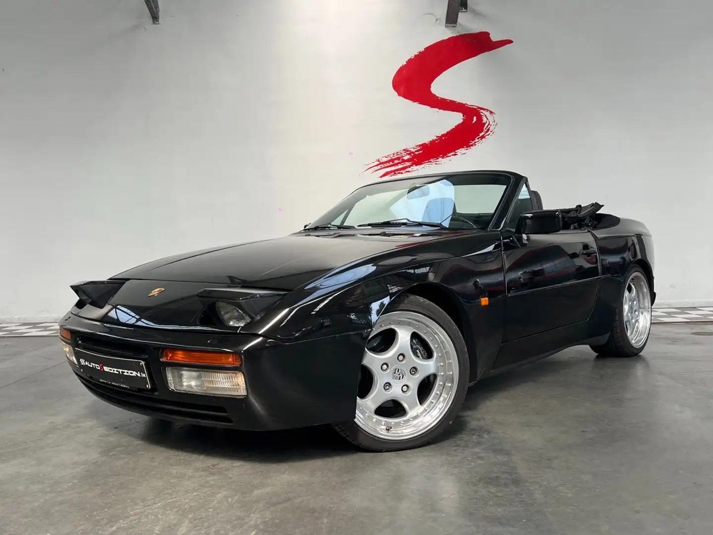 Porsche 944 S Noir - 1