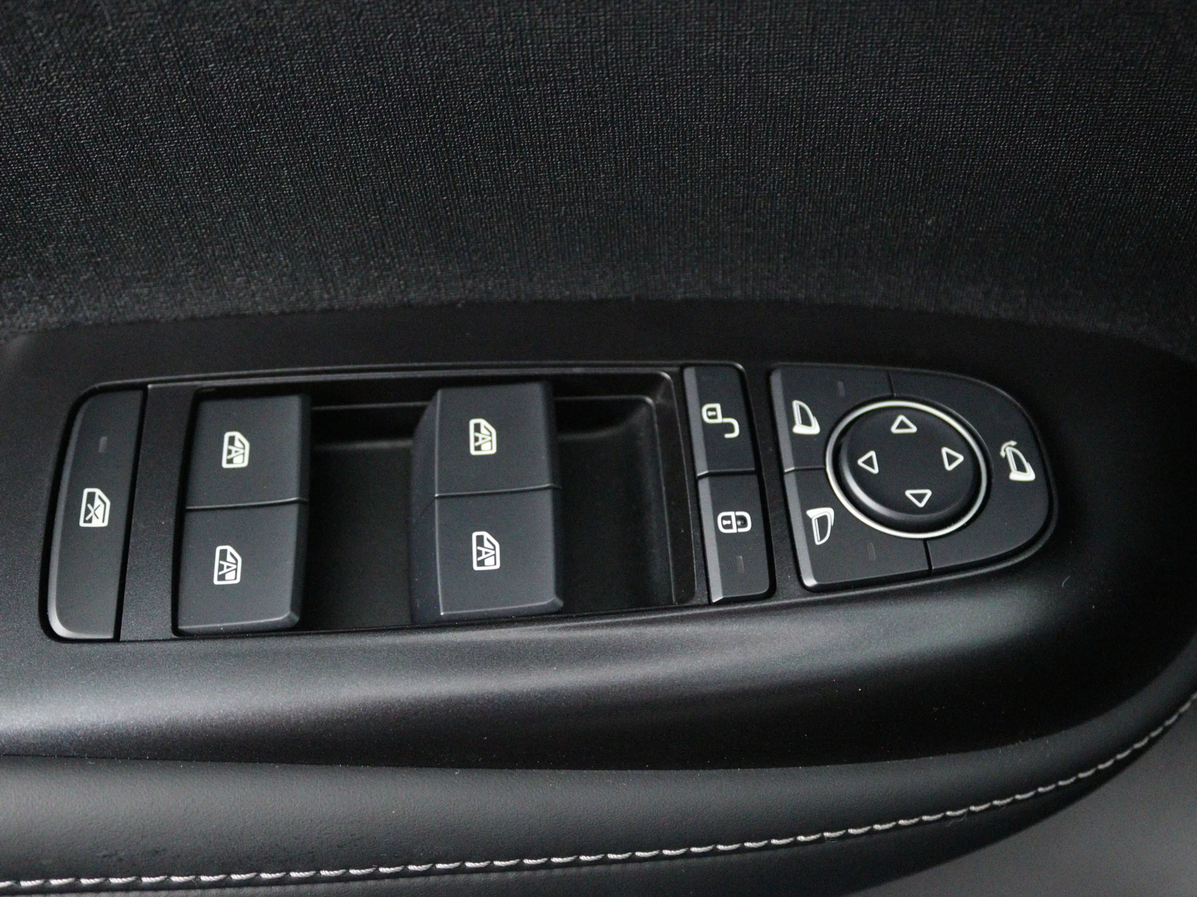 BYD Dolphin Design 60.4 kWh | Nieuw & Direct leverbaar | — photo 4
