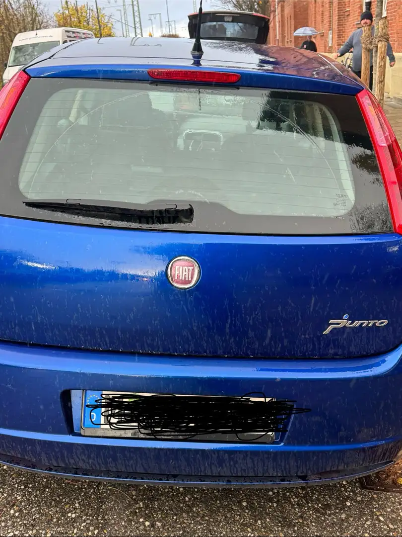 Fiat Punto Evo 1.0 8V Active Blau - 2