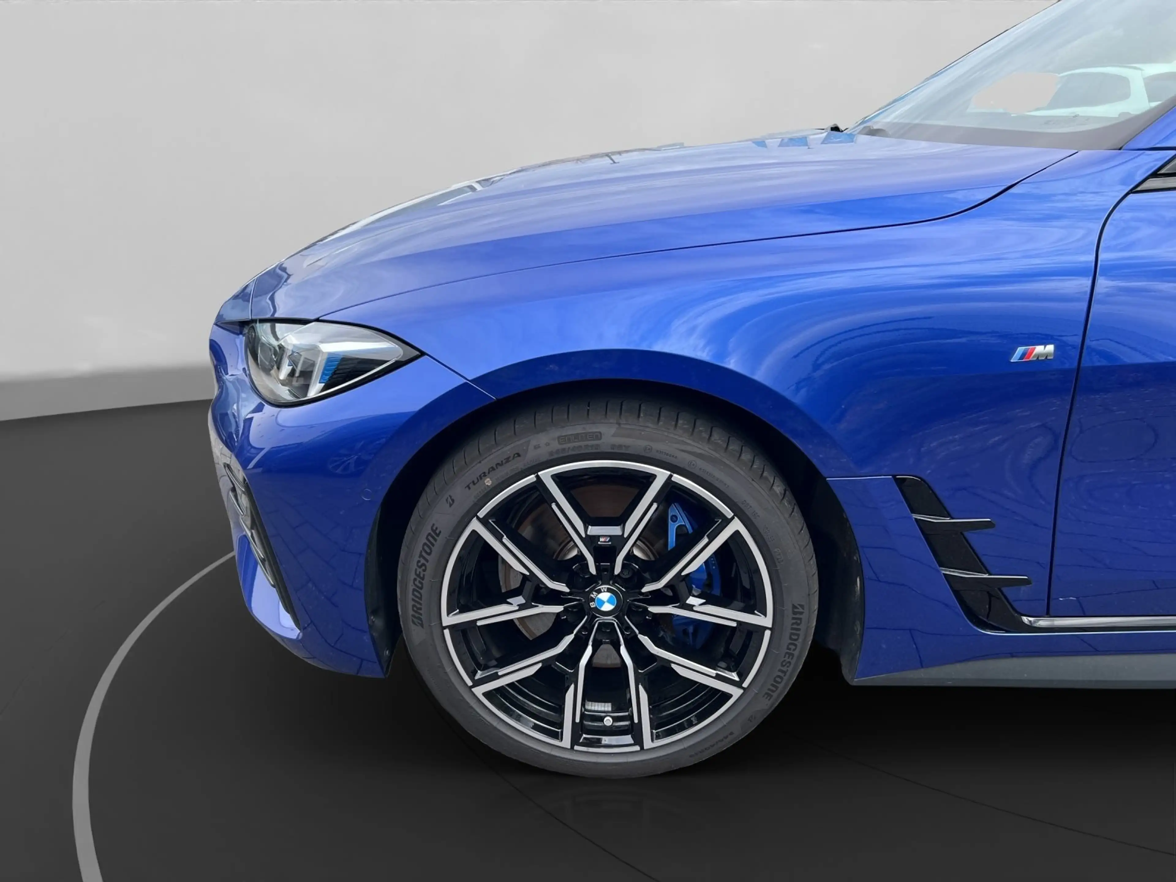 BMW i4 xDrive40 Gran Coupé M Sportpaket HiFi Komfortzugan — photo 14