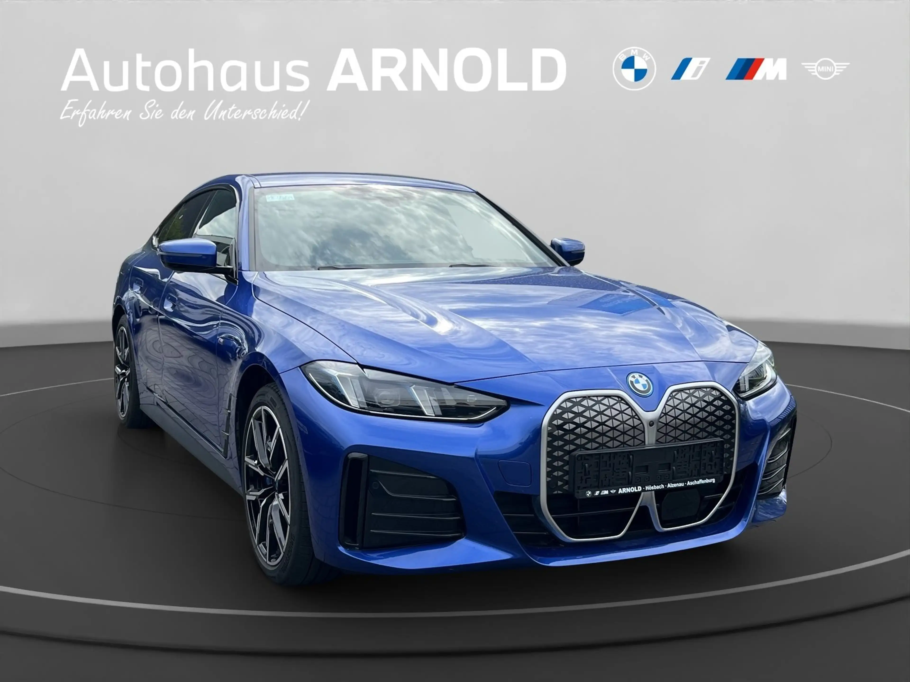 BMW i4 xDrive40 Gran Coupé M Sportpaket HiFi Komfortzugan — photo 3