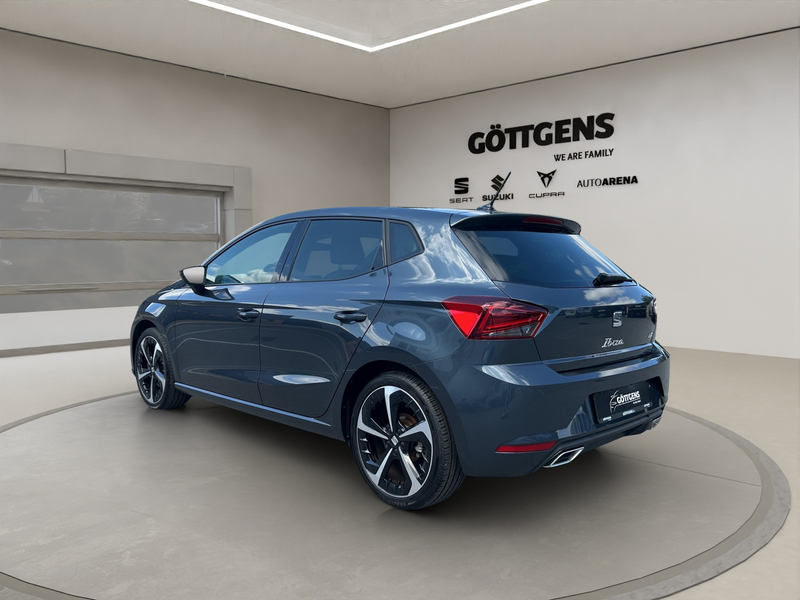 SEAT Ibiza FR LED NAVI 18LM — photo 3