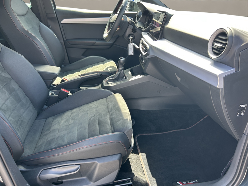 SEAT Ibiza FR LED NAVI 18LM — photo 13