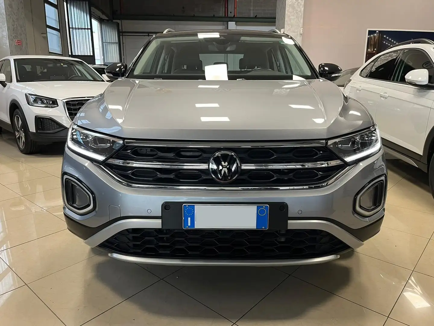 Volkswagen T-Roc 1.5 tsi  VIRTUAL Argento - 2