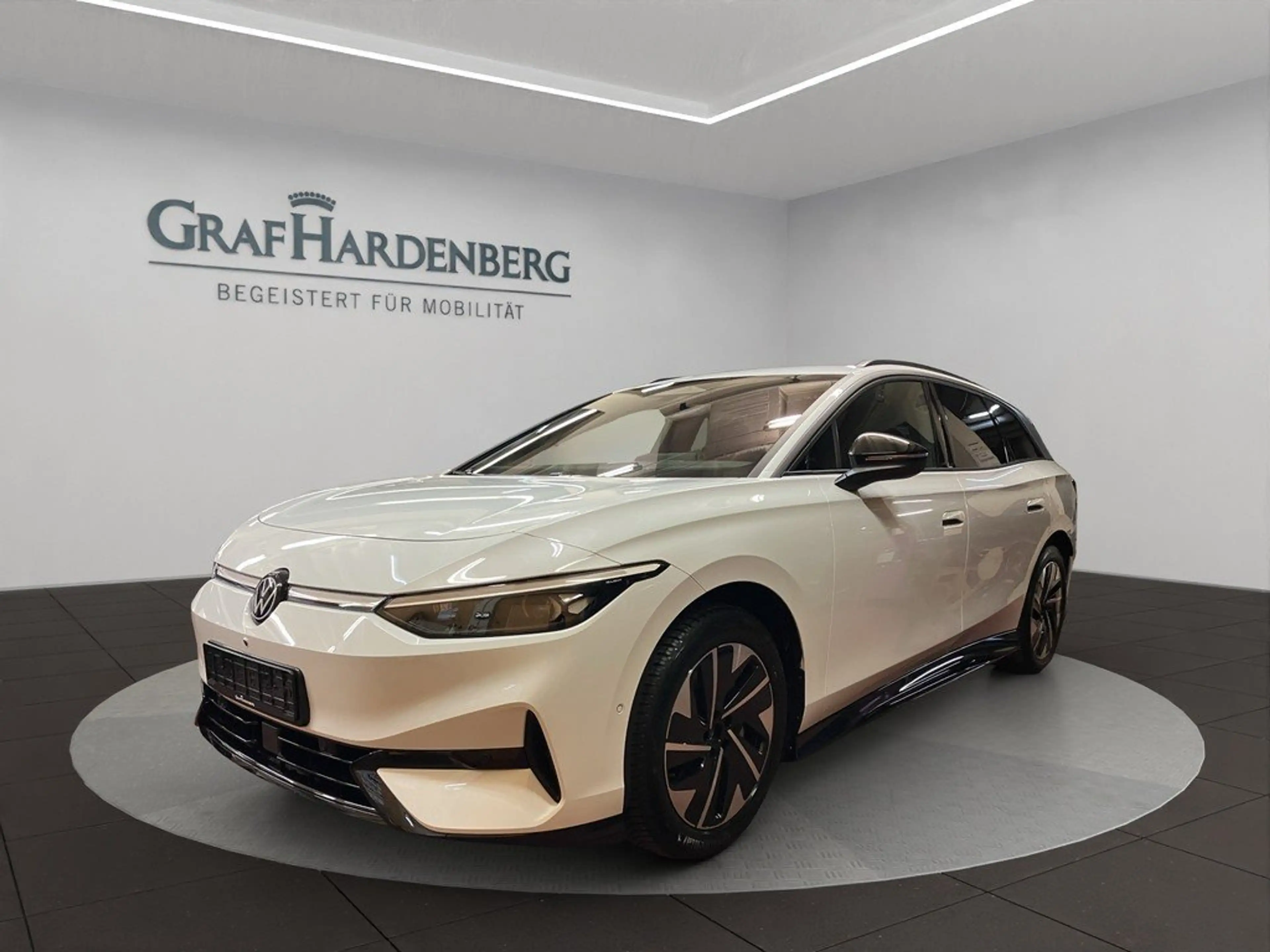 Volkswagen ID.7 Tourer Pro 210 kW Matrix ACC 360° AHK Navi