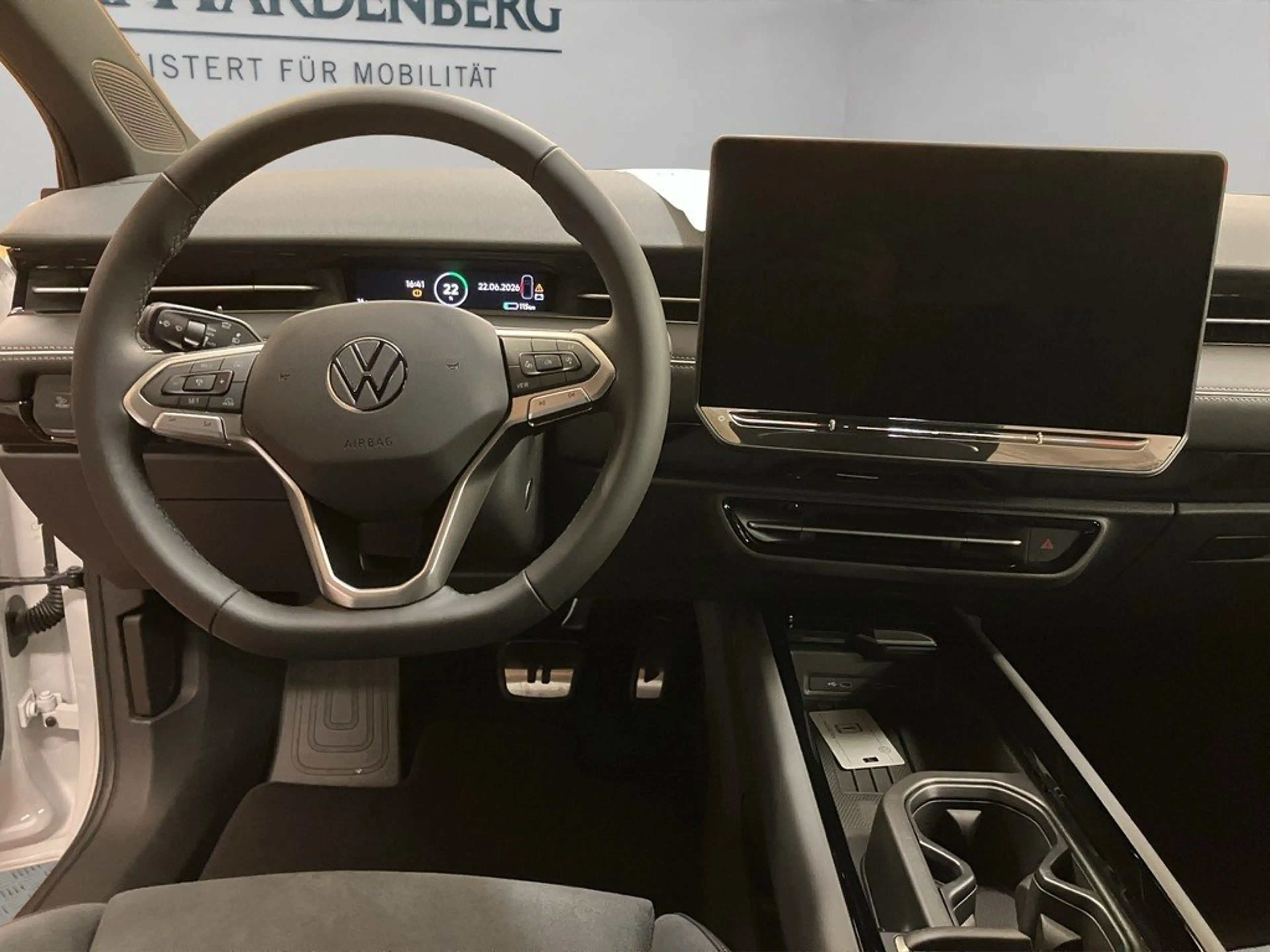 Volkswagen ID.7 Tourer Pro 210 kW Matrix ACC 360° AHK Navi — photo 11