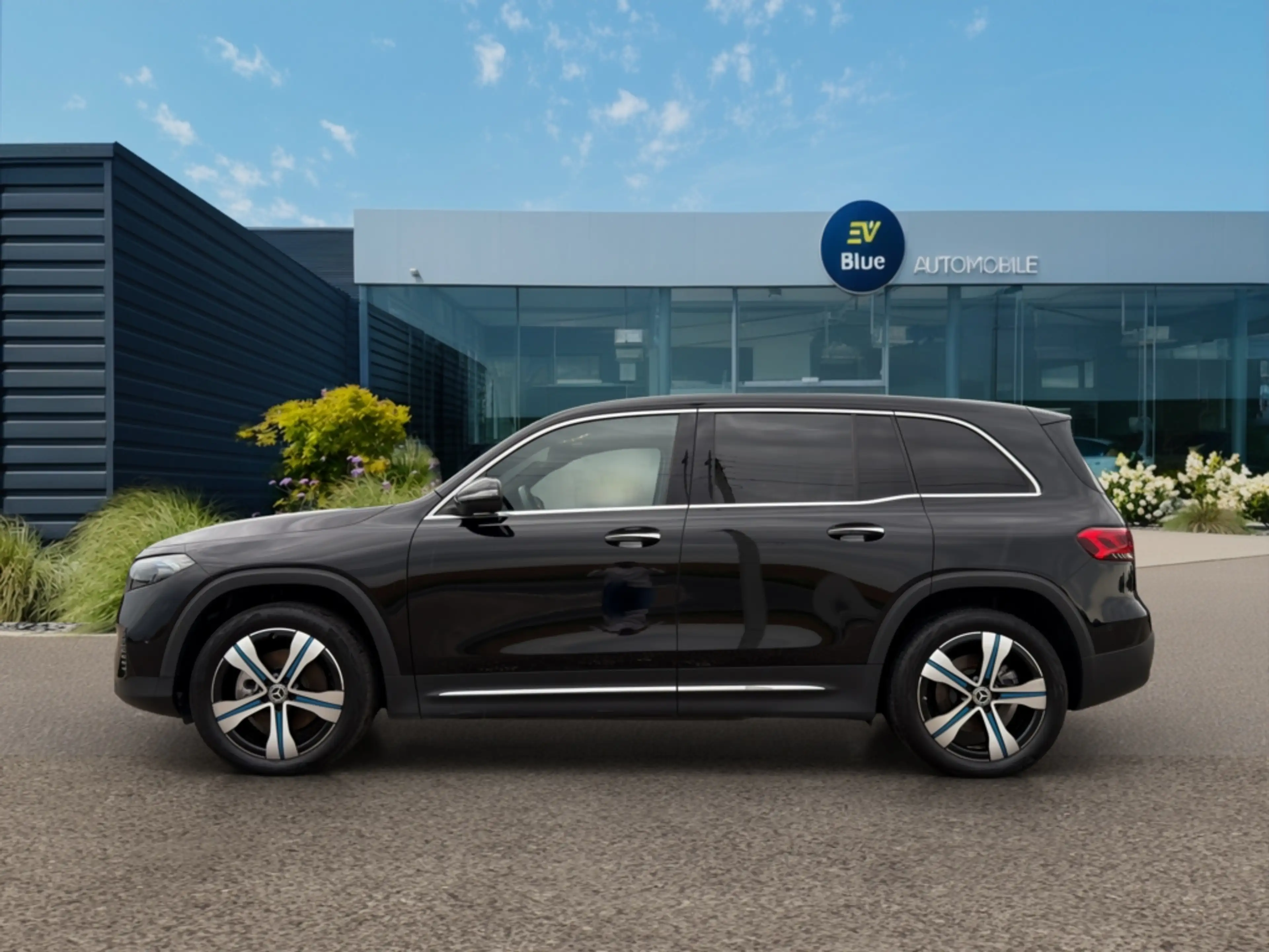 Mercedes-Benz EQB 250 Progressive Line 70.5 kWh — photo 3