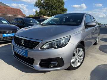 SW 1.5 BLUEHDI 130PK NAVIGATIE CARPLAY BLUETOOTH PDC LED