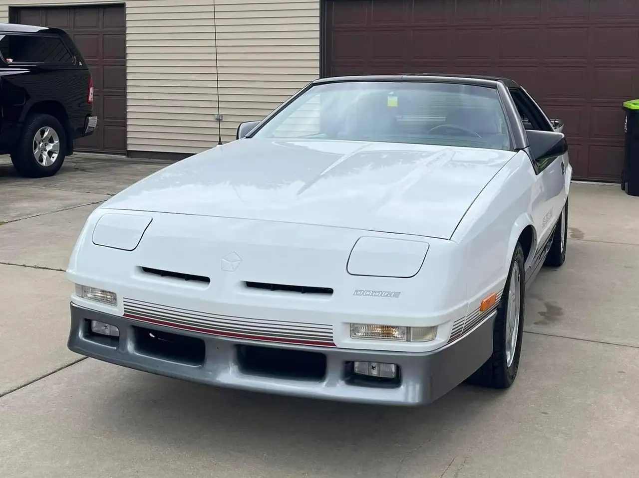 Dodge Daytona снимка Dodge Daytona
