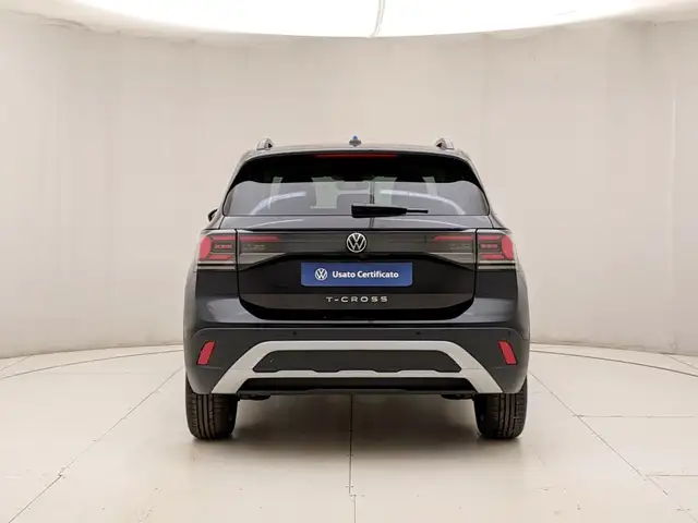 Volkswagen T-Cross view 5