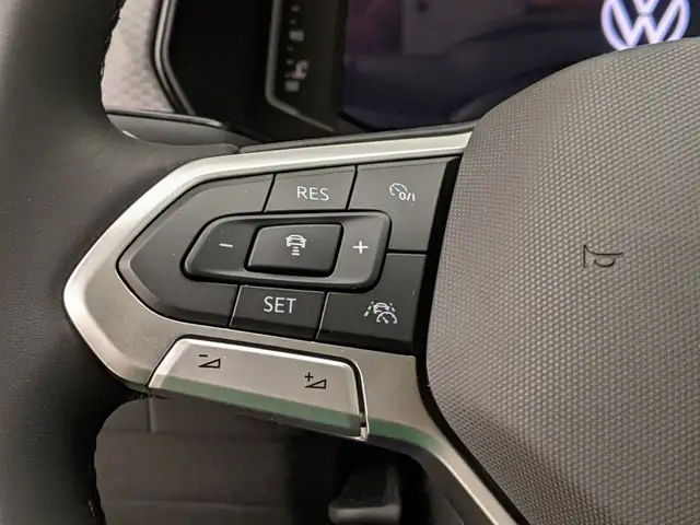 Volkswagen T-Cross view 10
