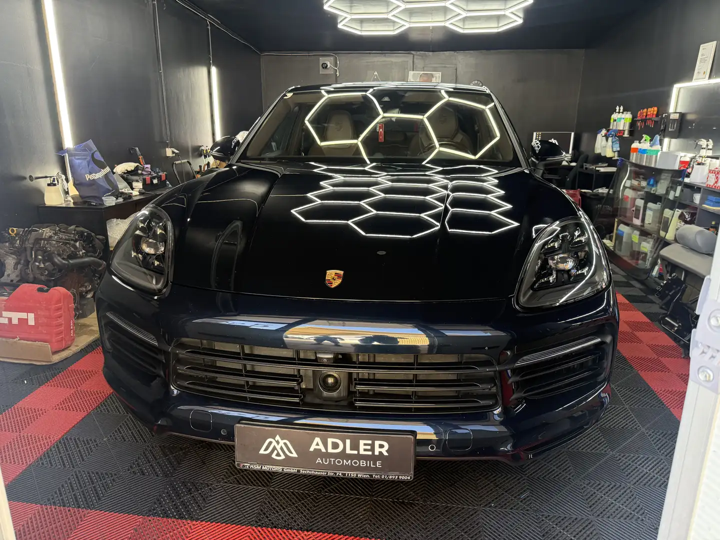 Porsche Cayenne E-Hybrid Blau - 1