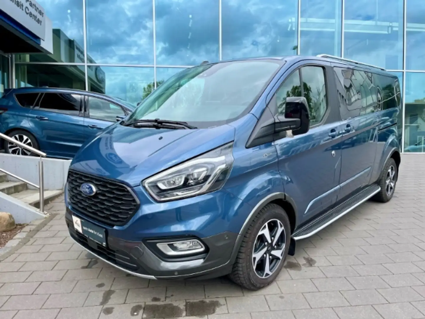 Ford Tourneo Custom Active L2 Automatik TDCi Bi-Xenon Navi RFK Albastru - 2