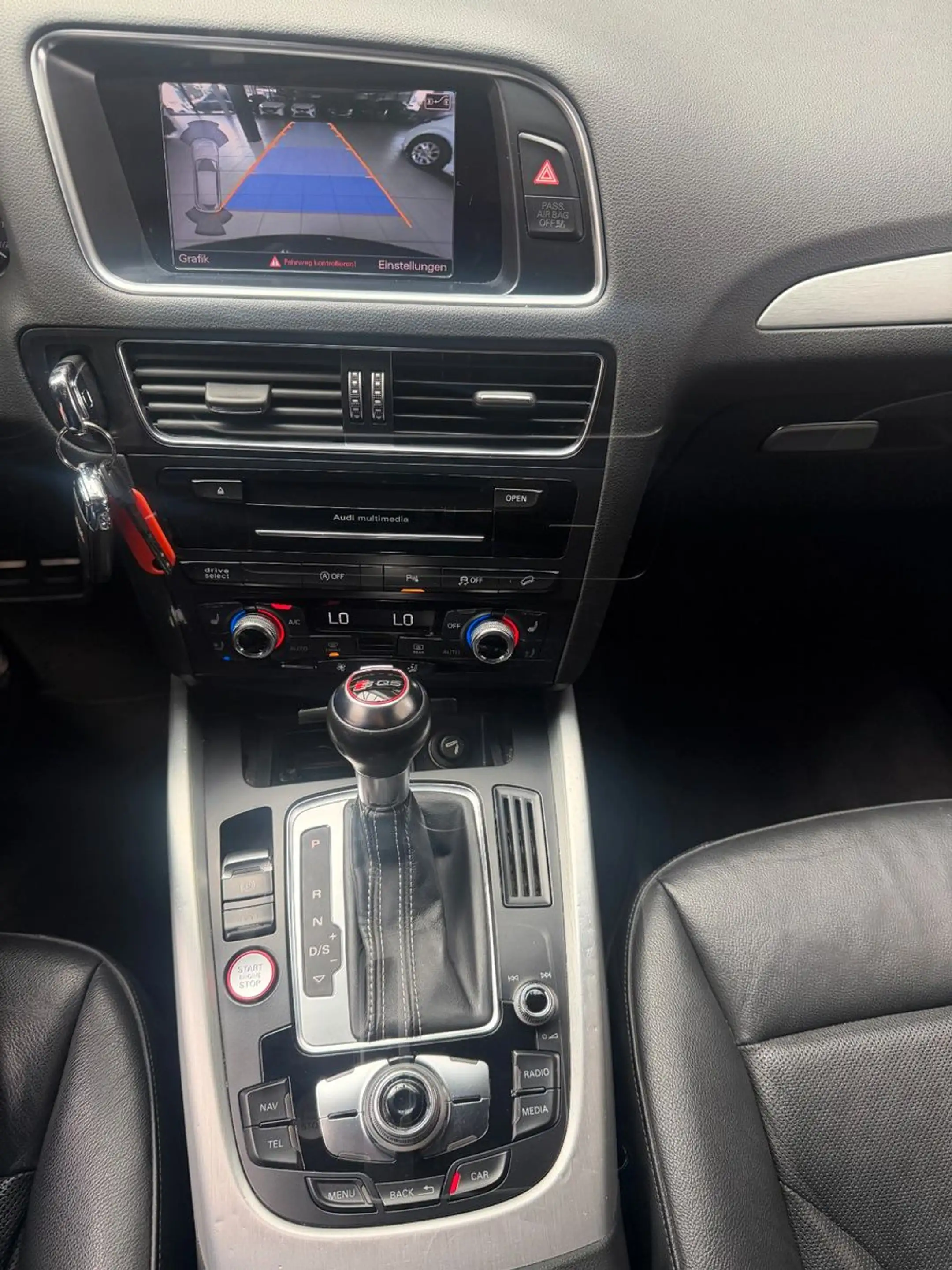 Audi SQ5 3.0 TDI competition quattro — photo 12
