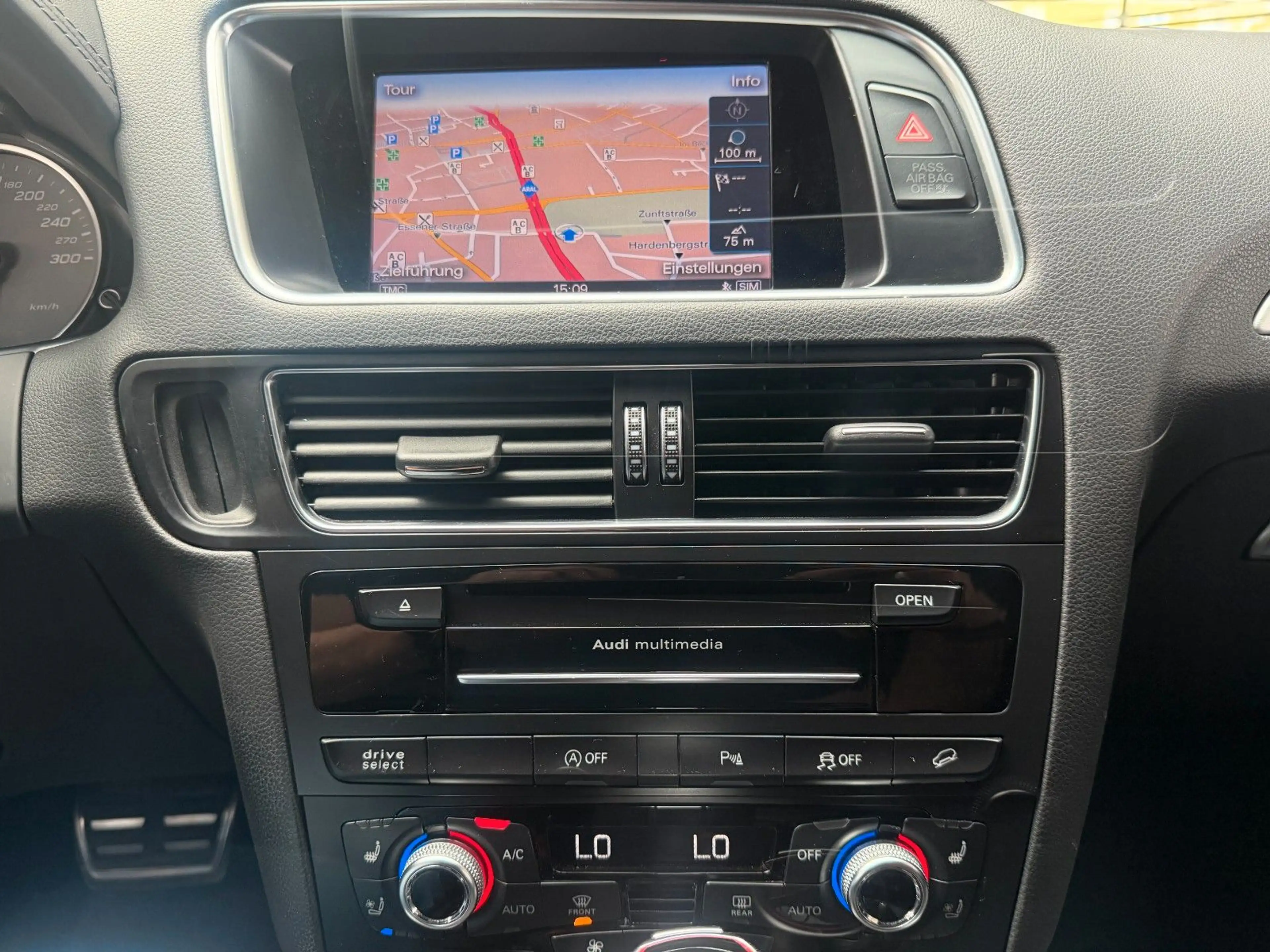 Audi SQ5 3.0 TDI competition quattro — photo 13