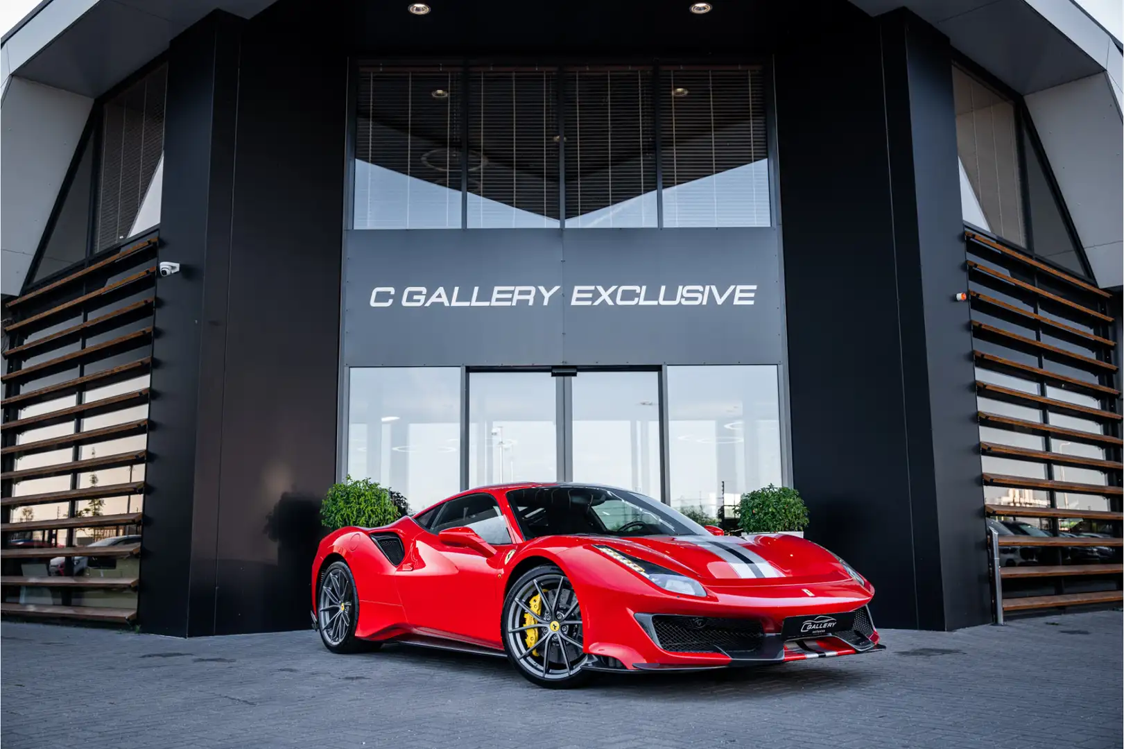 Ferrari 488 3.9 Pista - Lift | Full Carbon Pack | Camera | Dea Rot - 1