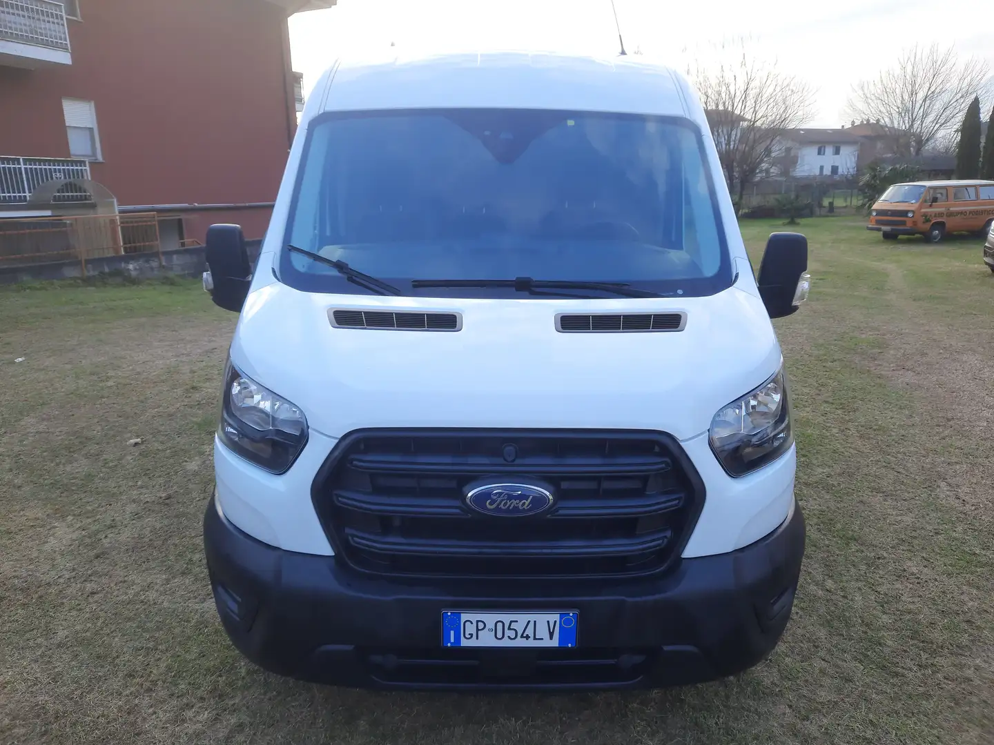Ford Transit 290 2.0 tdci 130cv trend L2H2 IVA ESCLUSA Blanco - 1