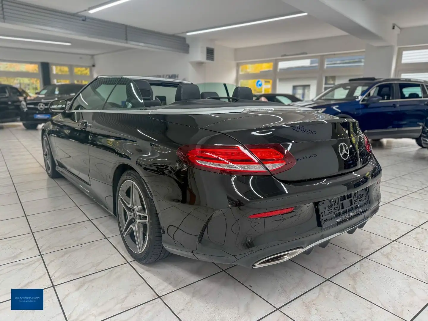 Mercedes-Benz C 200 Cabrio AMG Line*Burmester*LED*Kamera*AHK* Noir - 2
