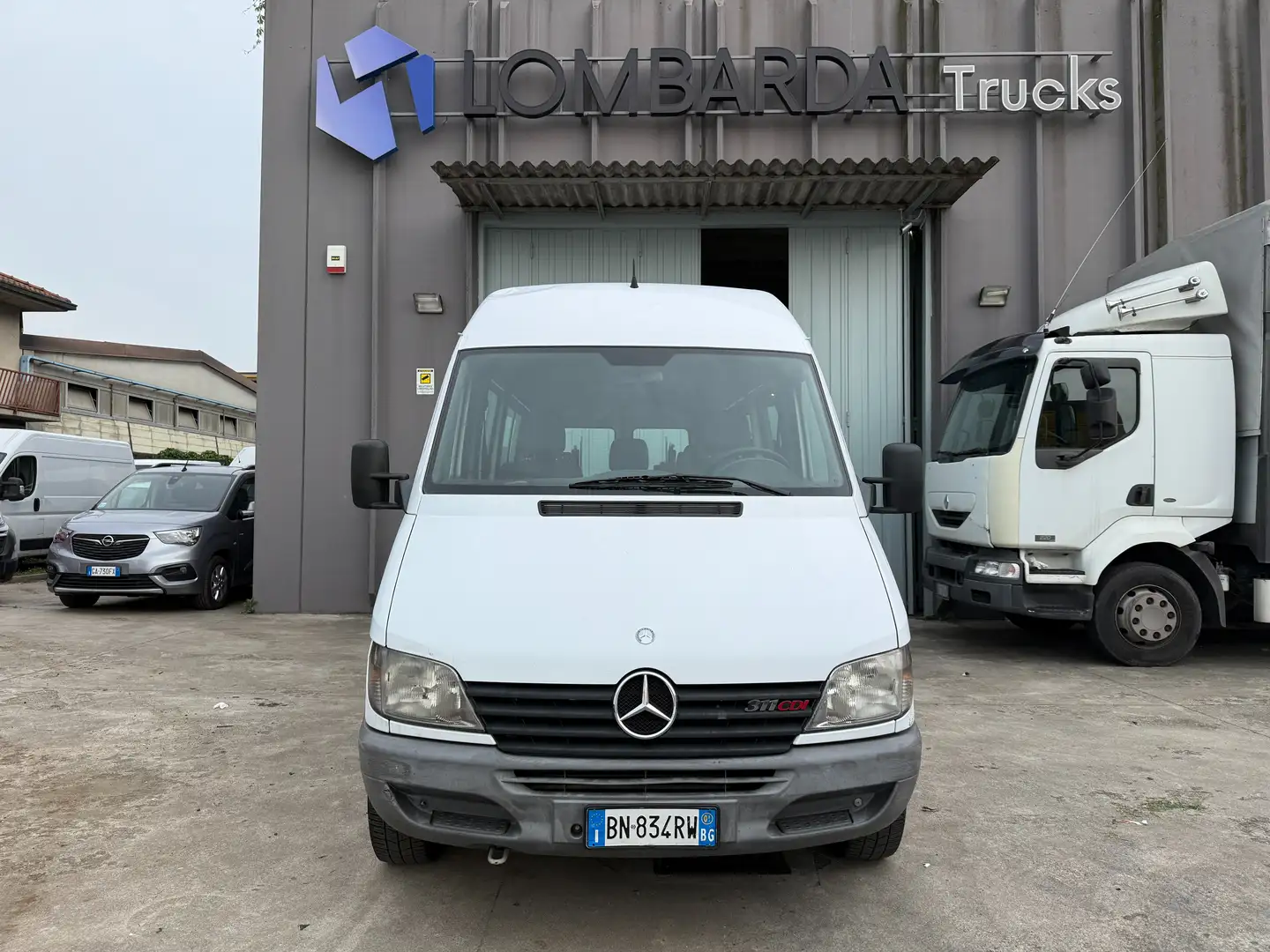 Mercedes-Benz Sprinter 311 CDI/8 POSTI/PULLMINO/PEDANA  PER DISABILI/2001 Blanc - 2