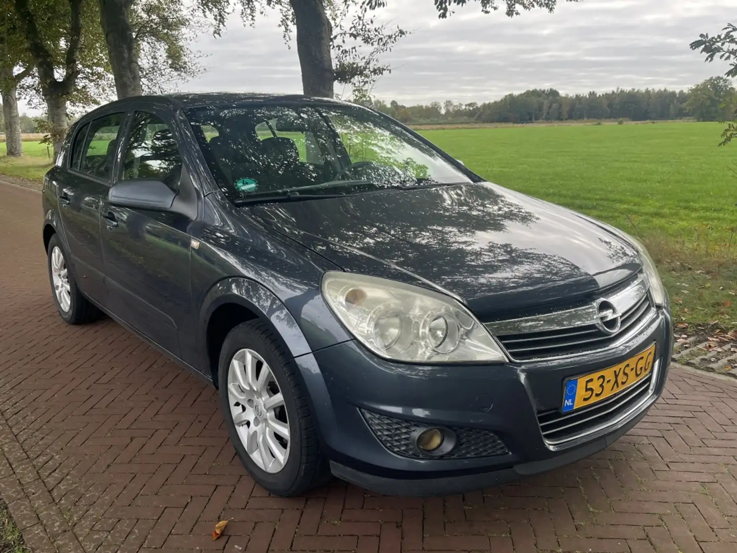 Opel Astra 1.6 Temptation 2007 5-Deurs Airco Trekhaak Grijs - 2