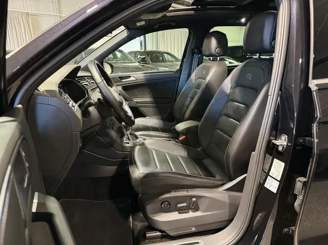 Volkswagen Tiguan view 3