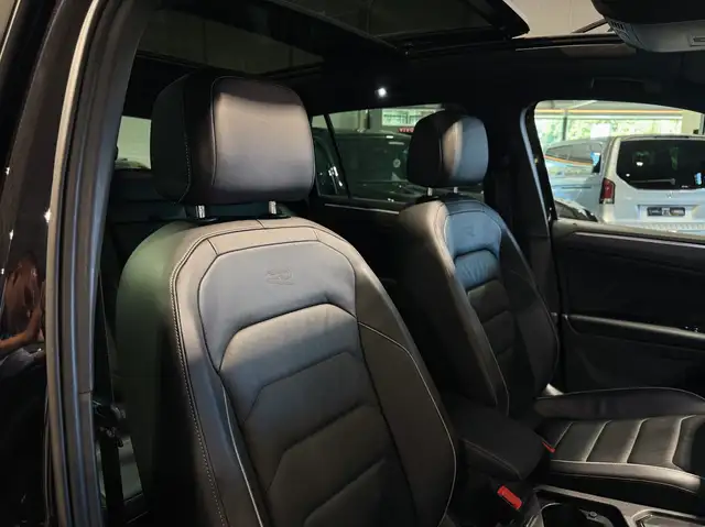 Volkswagen Tiguan view 10